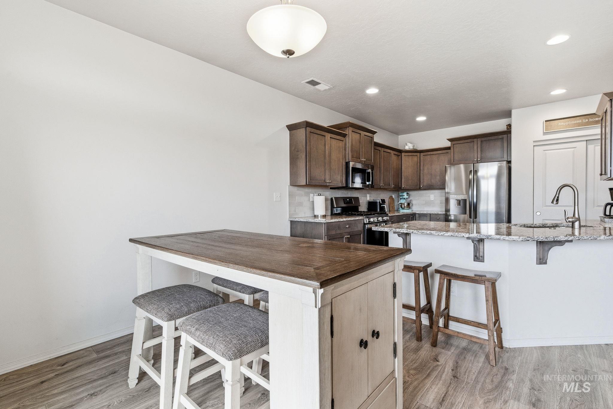 14627 Gresham, Caldwell, Idaho 83607, 3 Bedrooms, 2 Bathrooms, Residential For Sale, Price $395,000,MLS 98971850