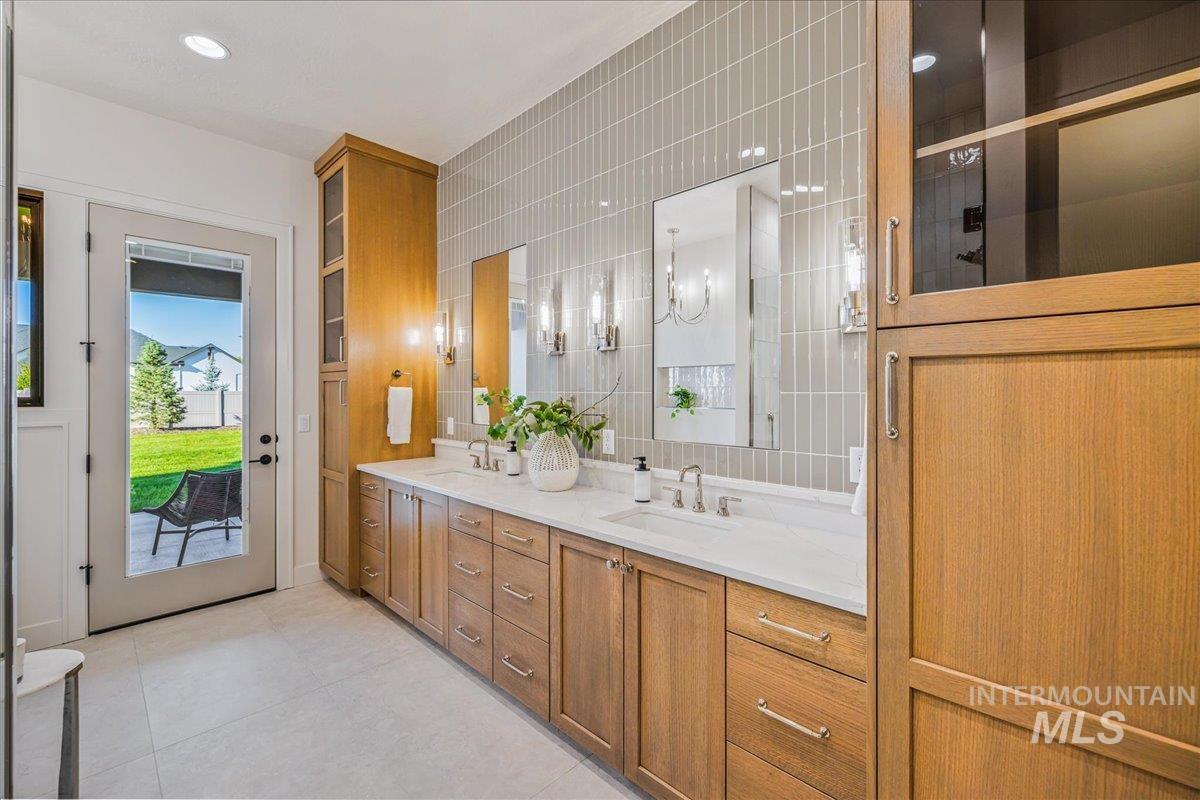 13327 Prominence Ridge Ln, Caldwell, Idaho 83607, 4 Bedrooms, 4.5 Bathrooms, Residential For Sale, Price $1,675,000,MLS 98971851