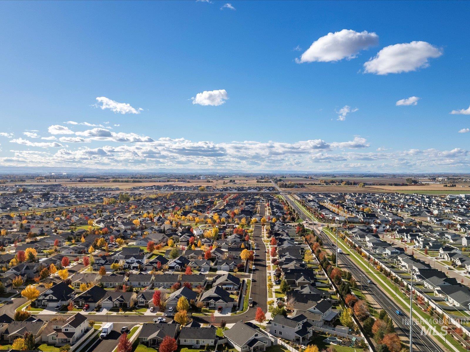 4902 W Torana St, Meridian, Idaho 83646, 3 Bedrooms, 2.5 Bathrooms, Residential For Sale, Price $534,000,MLS 98971853