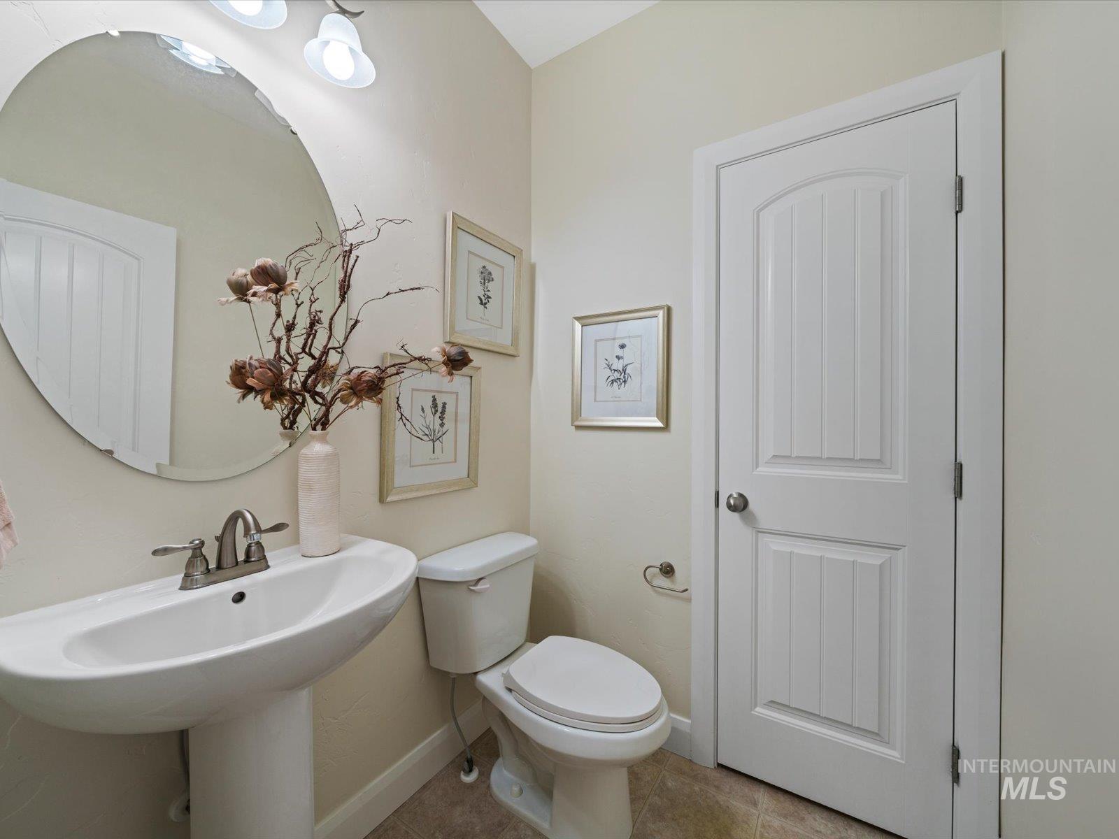 4902 W Torana St, Meridian, Idaho 83646, 3 Bedrooms, 2.5 Bathrooms, Residential For Sale, Price $534,000,MLS 98971853