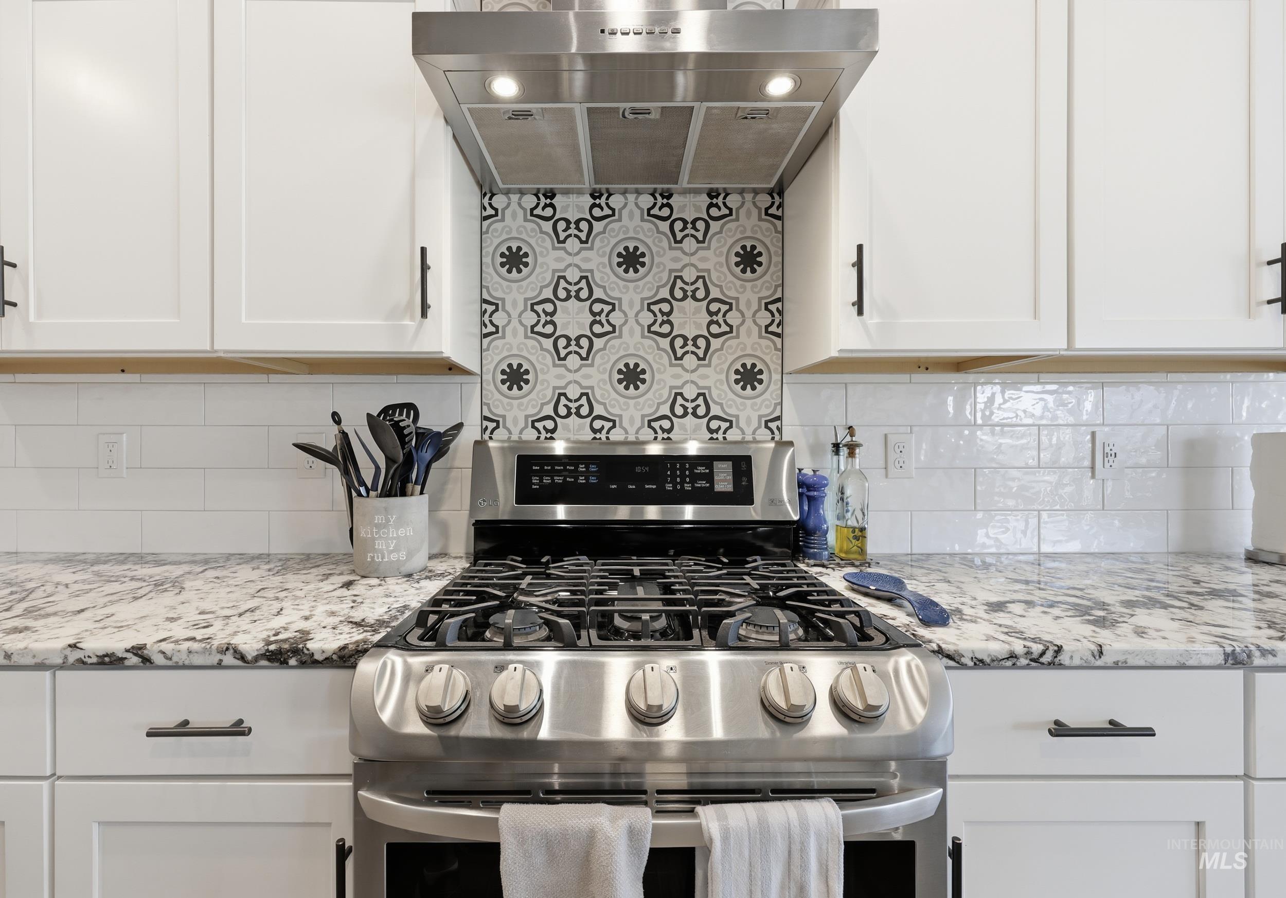 8369 E Sunray Dr, Nampa, Idaho 83687, 3 Bedrooms, 2 Bathrooms, Residential For Sale, Price $559,900,MLS 98971854