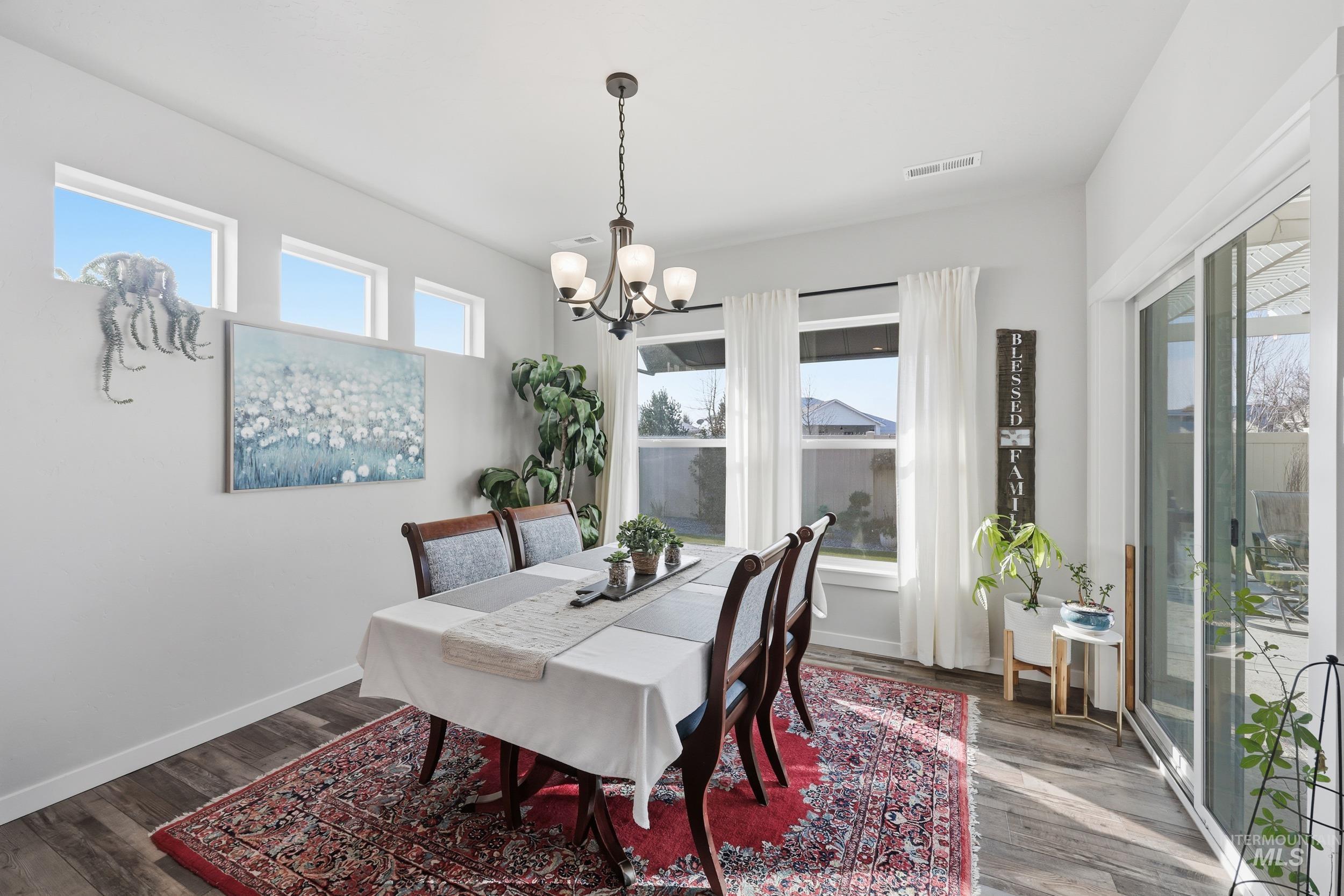 8369 E Sunray Dr, Nampa, Idaho 83687, 3 Bedrooms, 2 Bathrooms, Residential For Sale, Price $559,900,MLS 98971854