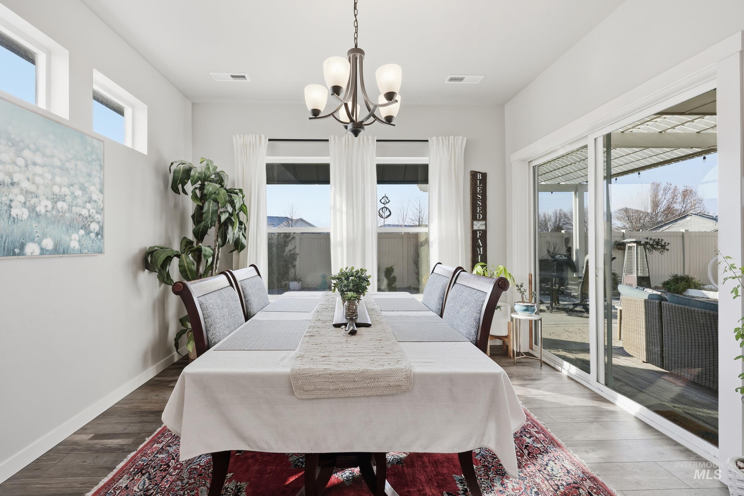 8369 E Sunray Dr, Nampa, Idaho 83687, 3 Bedrooms, 2 Bathrooms, Residential For Sale, Price $559,900,MLS 98971854