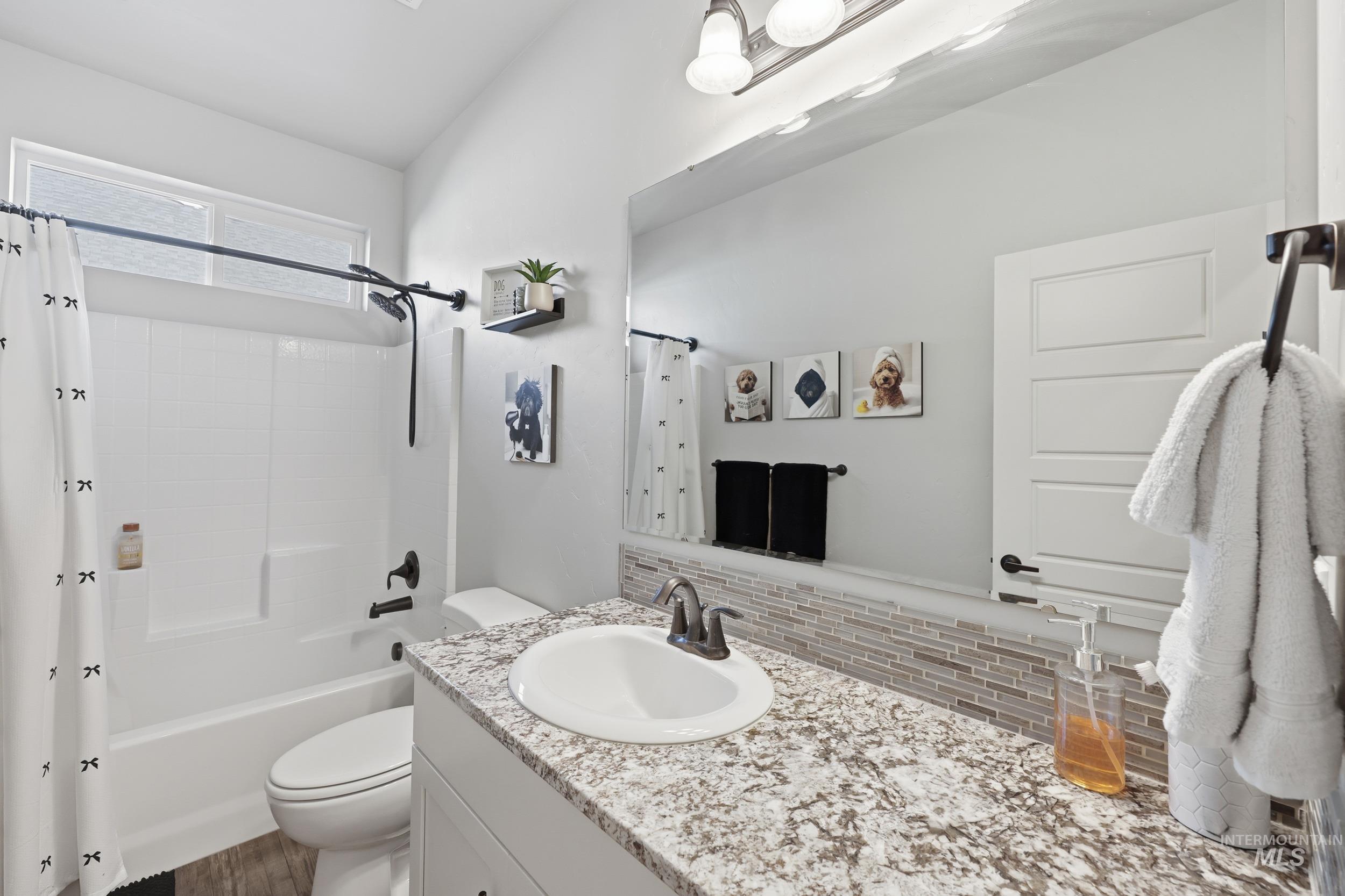 8369 E Sunray Dr, Nampa, Idaho 83687, 3 Bedrooms, 2 Bathrooms, Residential For Sale, Price $559,900,MLS 98971854