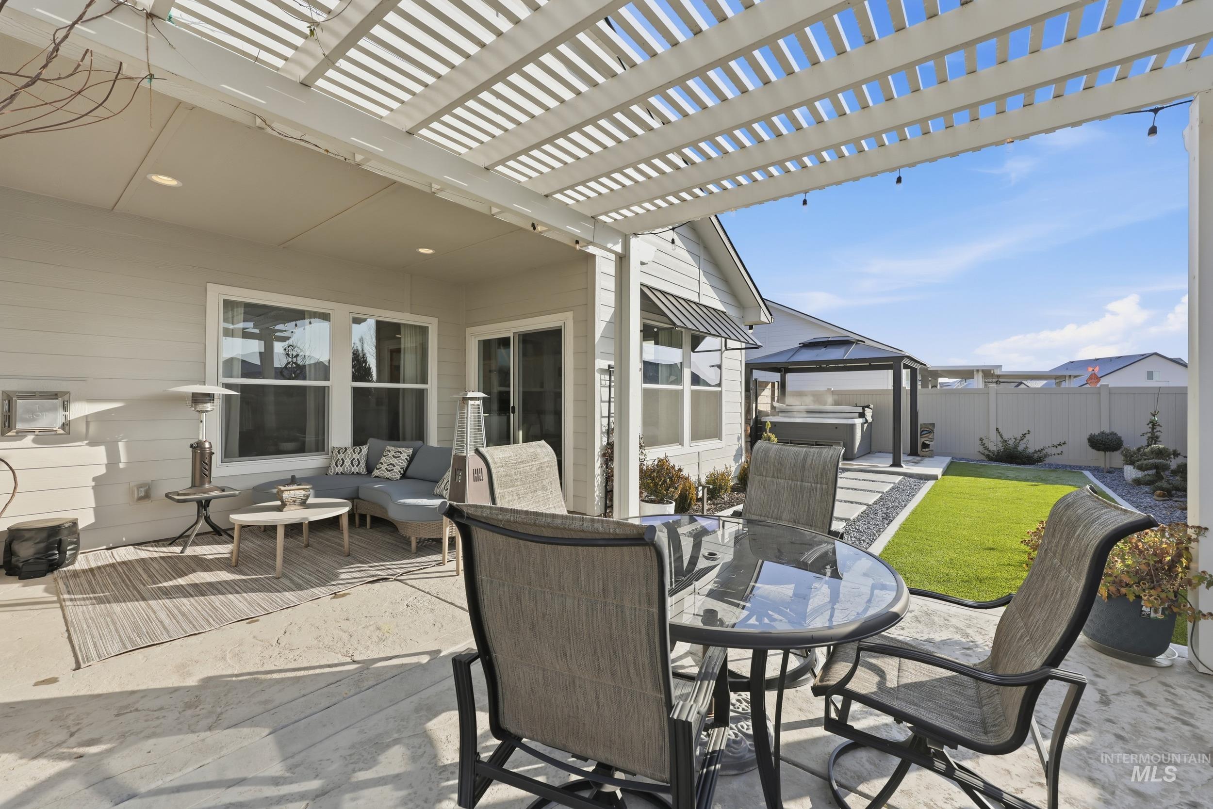 8369 E Sunray Dr, Nampa, Idaho 83687, 3 Bedrooms, 2 Bathrooms, Residential For Sale, Price $559,900,MLS 98971854