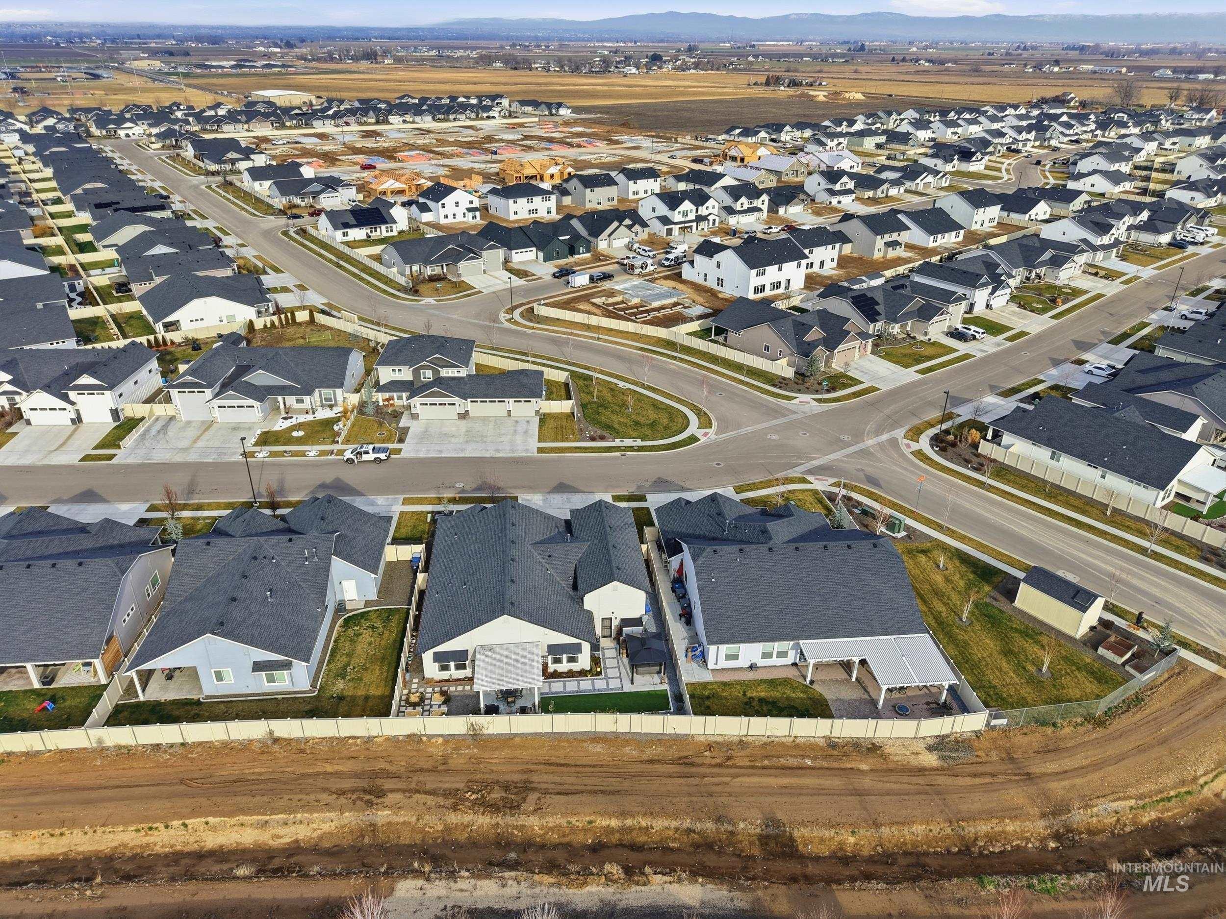 8369 E Sunray Dr, Nampa, Idaho 83687, 3 Bedrooms, 2 Bathrooms, Residential For Sale, Price $559,900,MLS 98971854