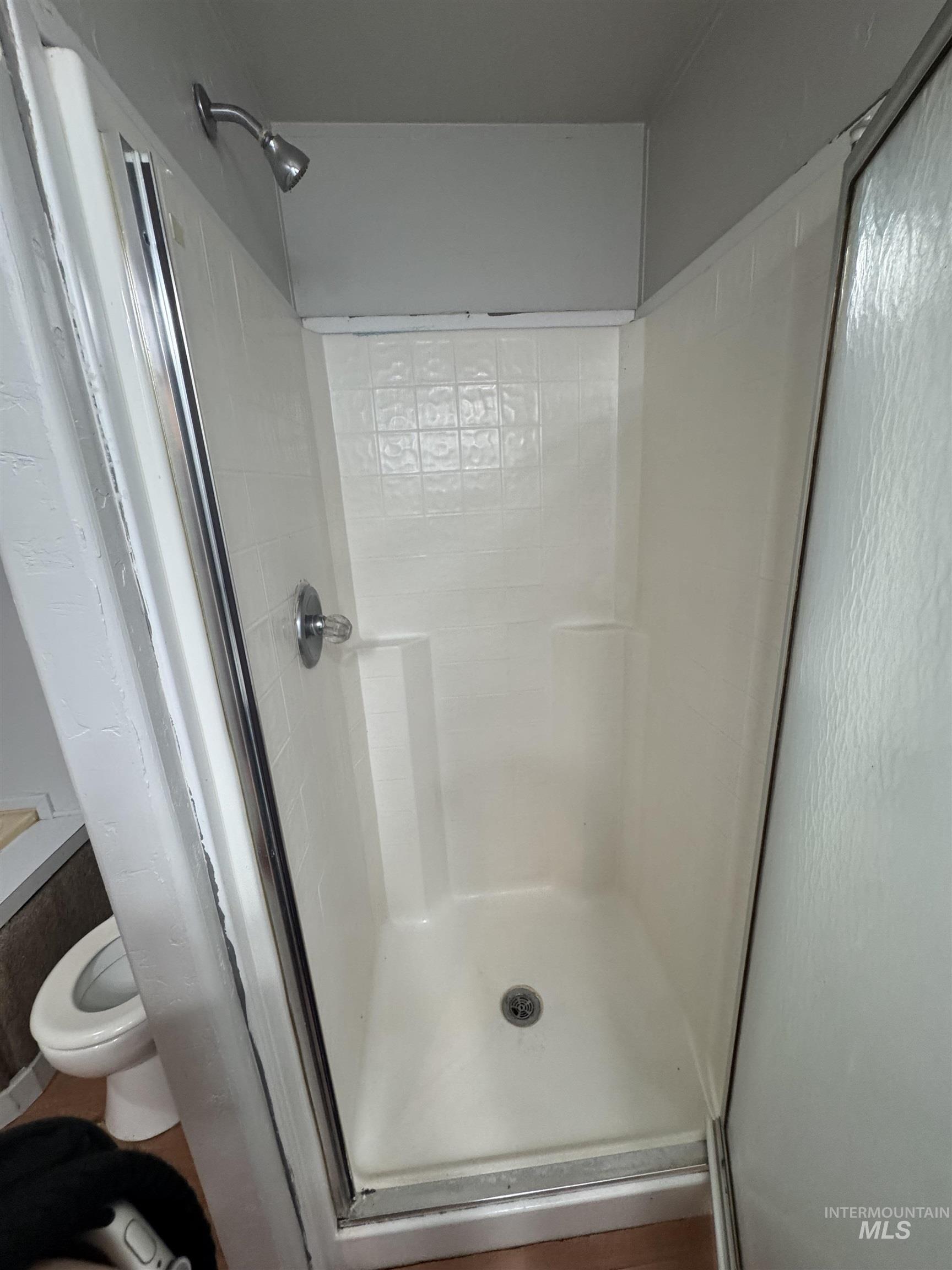 107 Lancelot Ct., Caldwell, Idaho 83605, 2 Bedrooms, 1 Bathroom, Residential For Sale, Price $80,000,MLS 98971856