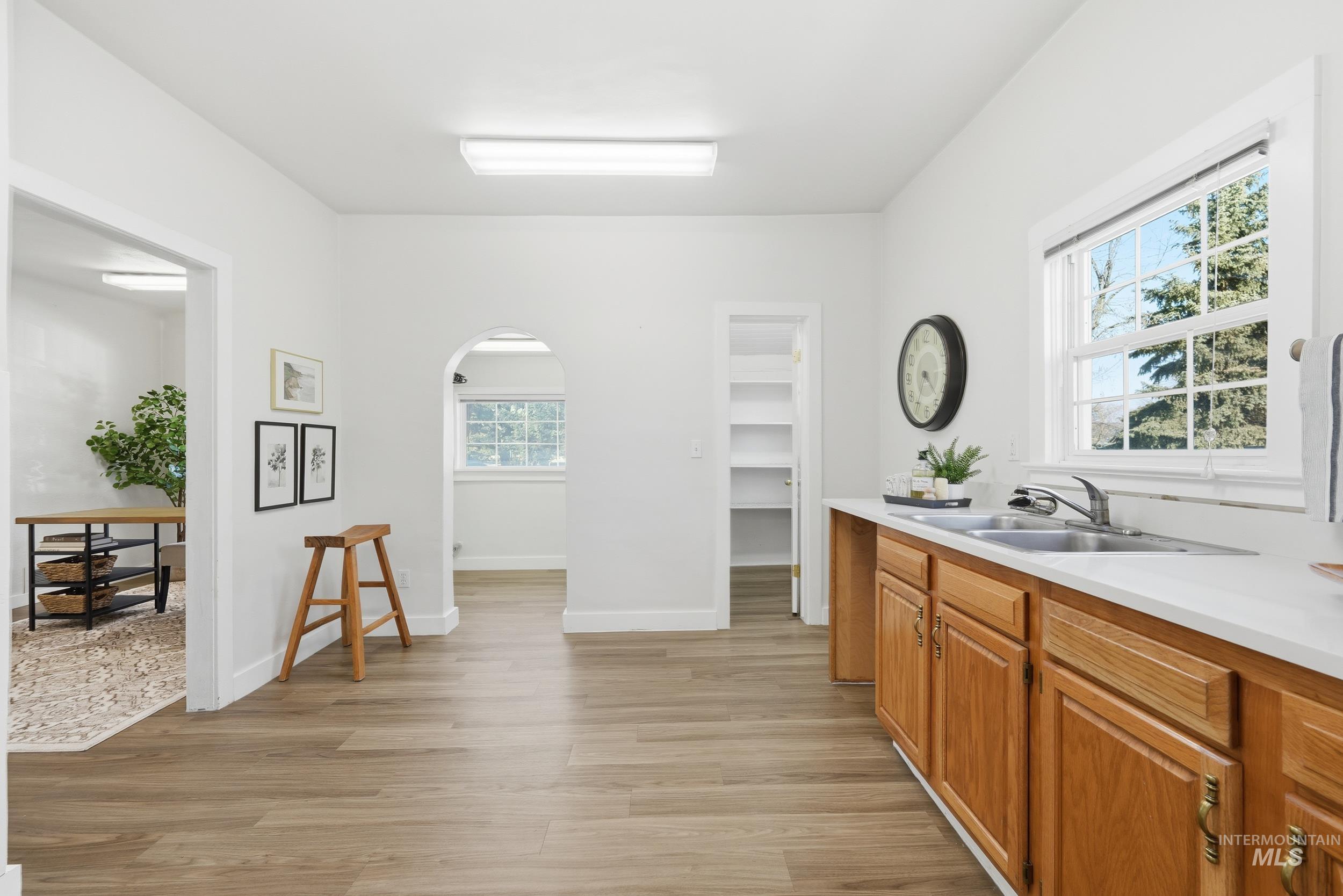 172 E Boise Avenue, Boise, Idaho 83706, Business/Commercial For Sale, Price $589,950,MLS 98971860