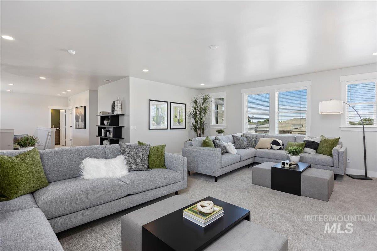 352 Maxine Lane West, Kimberly, Idaho 83341, 4 Bedrooms, 3.5 Bathrooms, Residential For Sale, Price $695,900,MLS 98971863