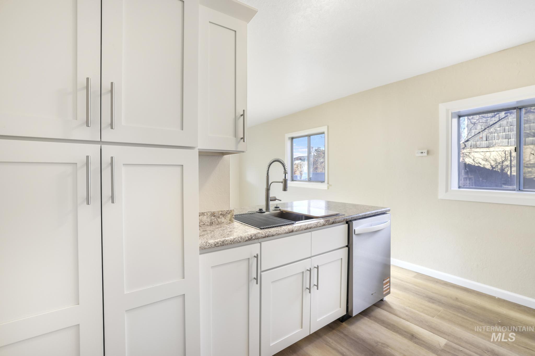 742 Grant, Twin Falls, Idaho 83301, 3 Bedrooms, 1 Bathroom, Residential For Sale, Price $310,000,MLS 98971864