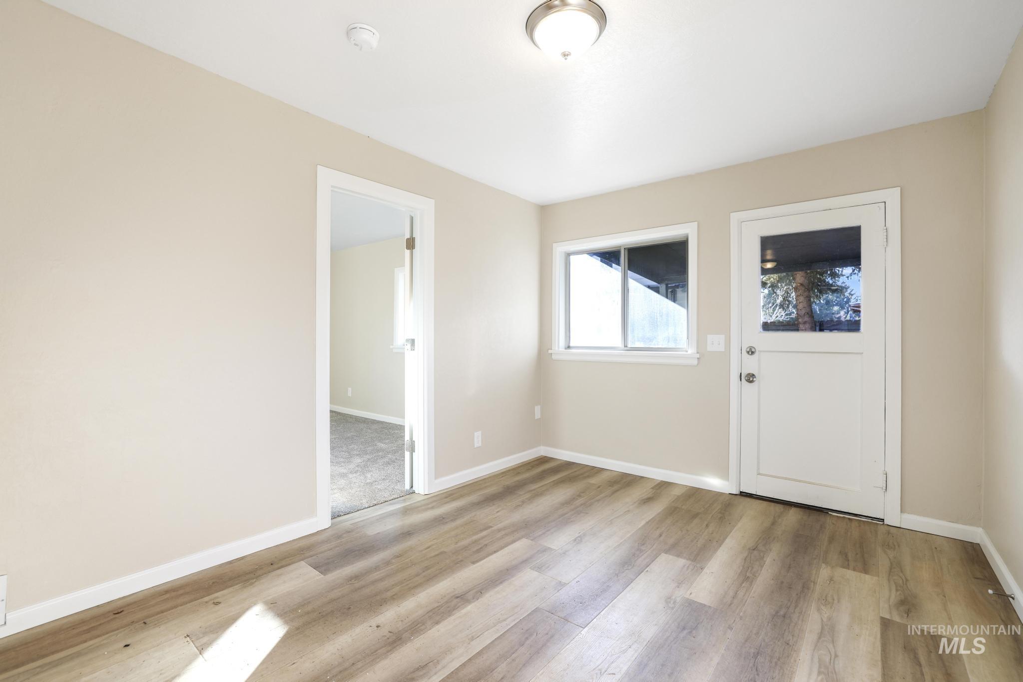 742 Grant, Twin Falls, Idaho 83301, 3 Bedrooms, 1 Bathroom, Residential For Sale, Price $310,000,MLS 98971864