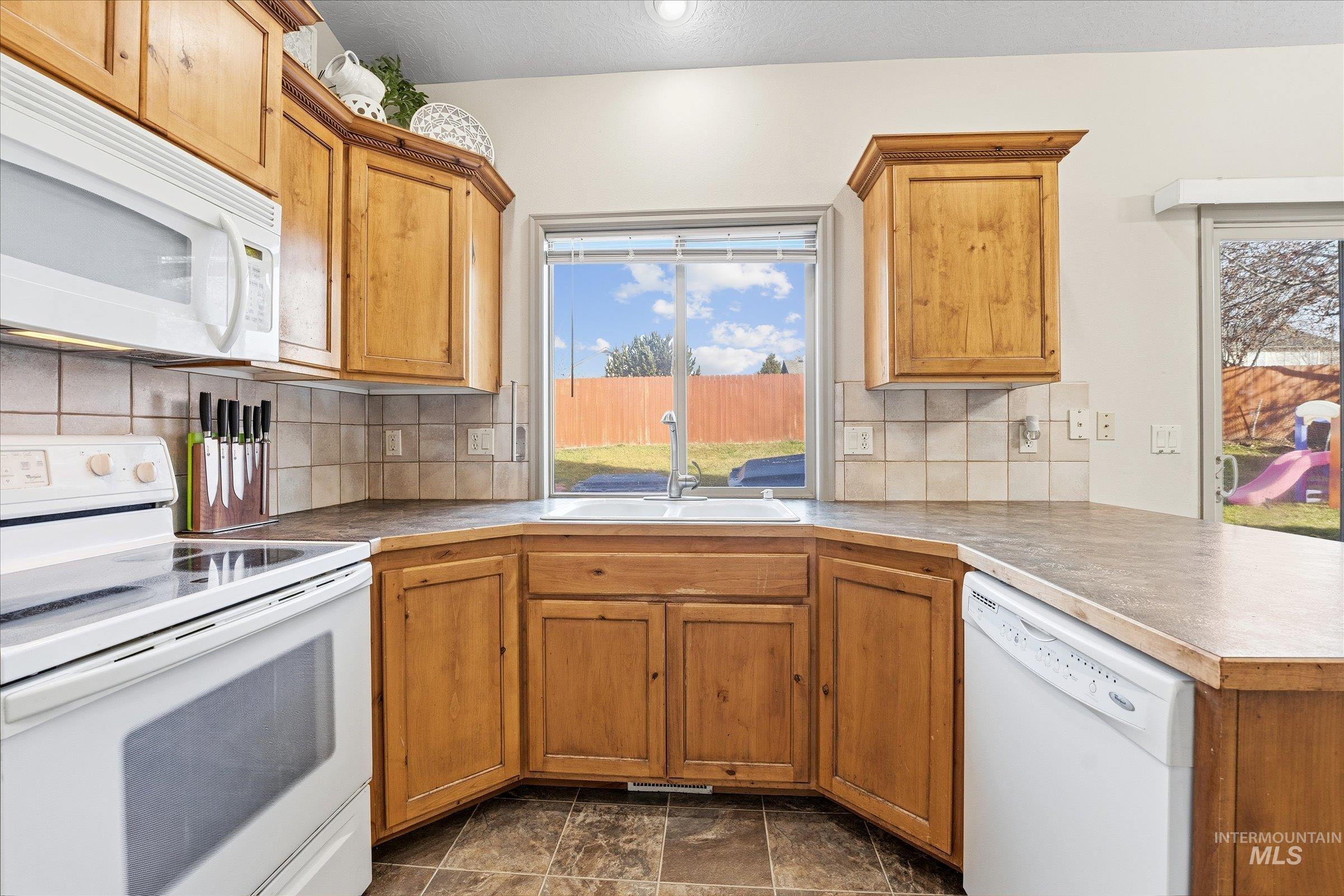 12582 W Auckland St., Boise, Idaho 83709-0000, 4 Bedrooms, 3 Bathrooms, Residential For Sale, Price $459,990,MLS 98971865