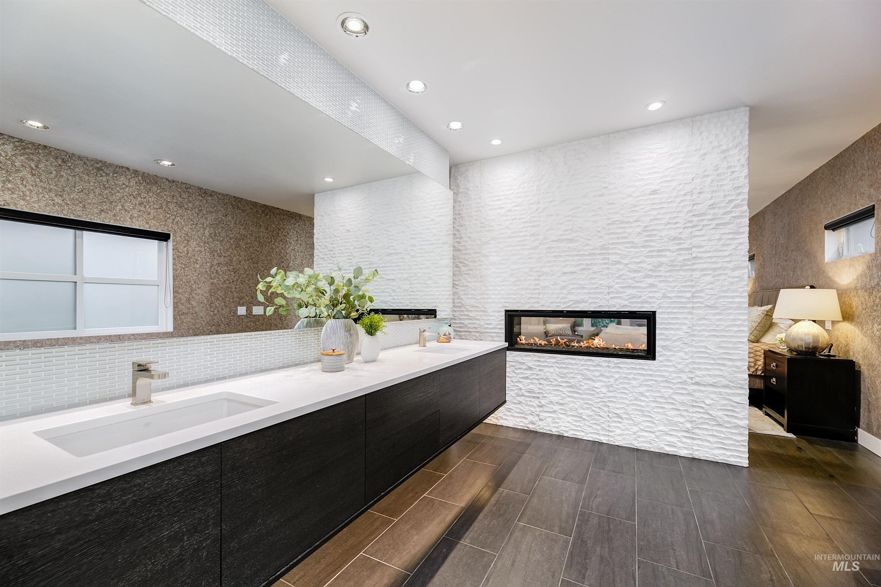 375 W Water Vista Drive, Eagle, Idaho 83616, 5 Bedrooms, 6 Bathrooms, Residential For Sale, Price $1,995,000,MLS 98971869