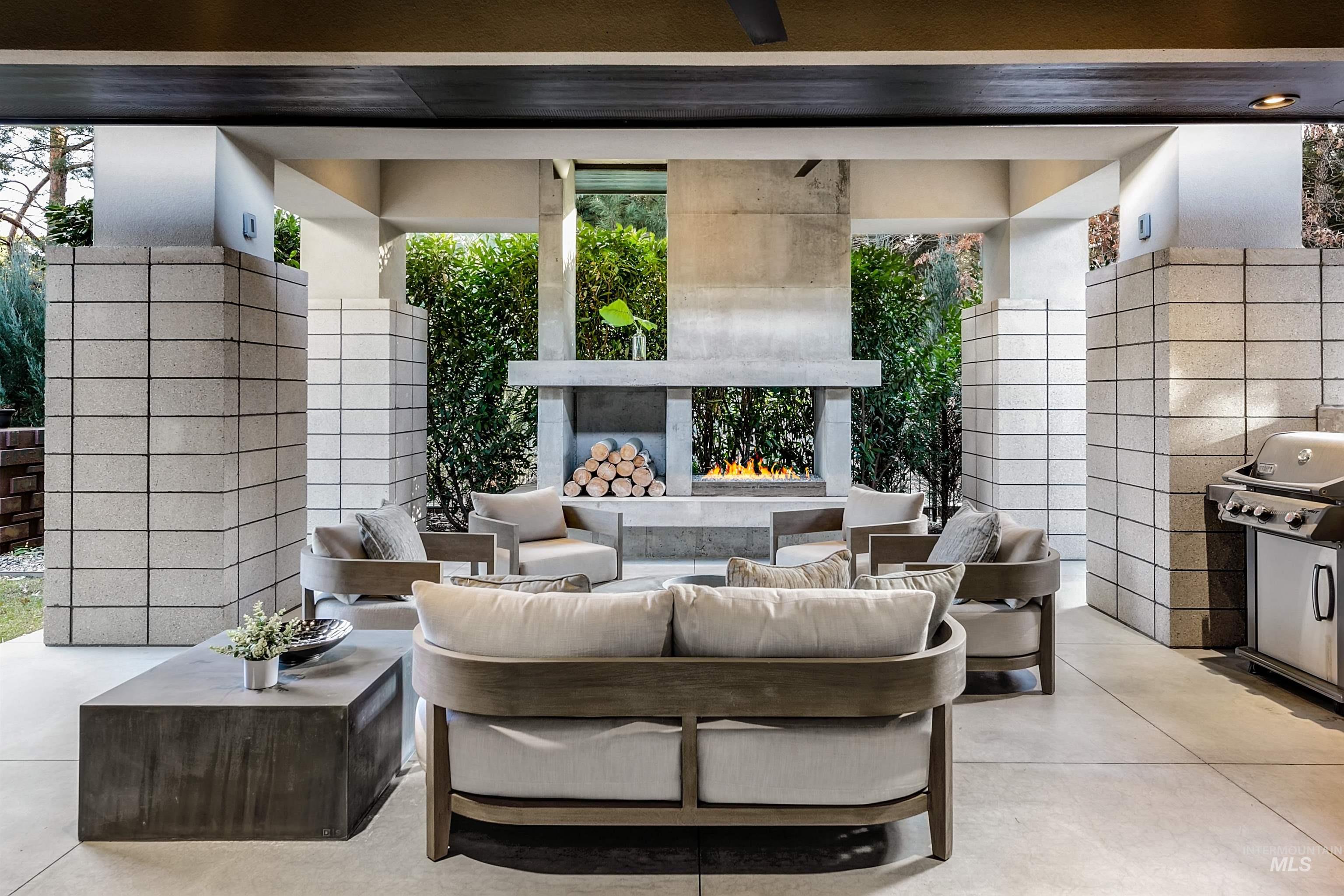 375 W Water Vista Drive, Eagle, Idaho 83616, 5 Bedrooms, 6 Bathrooms, Residential For Sale, Price $1,995,000,MLS 98971869