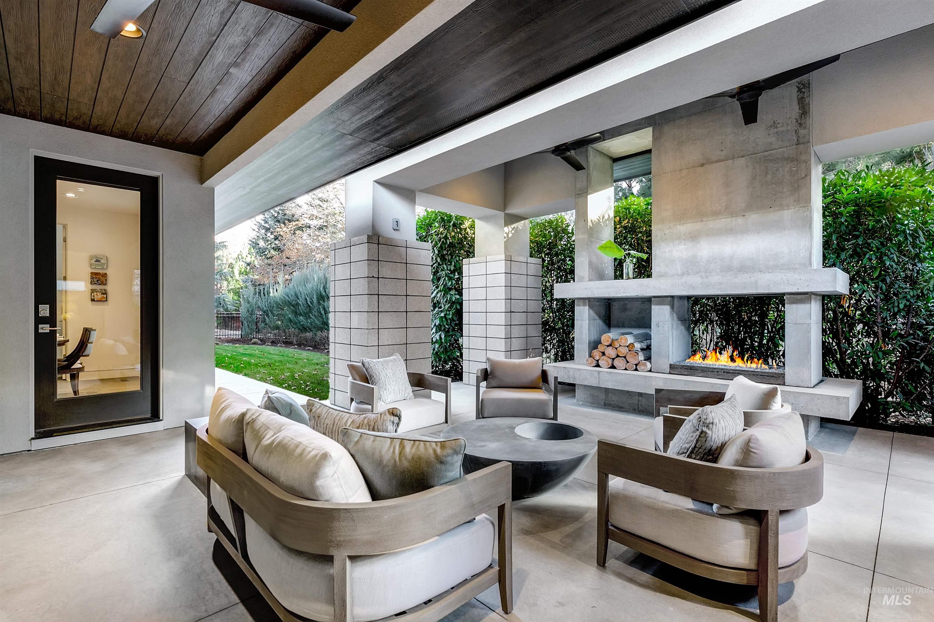 375 W Water Vista Drive, Eagle, Idaho 83616, 5 Bedrooms, 6 Bathrooms, Residential For Sale, Price $1,995,000,MLS 98971869