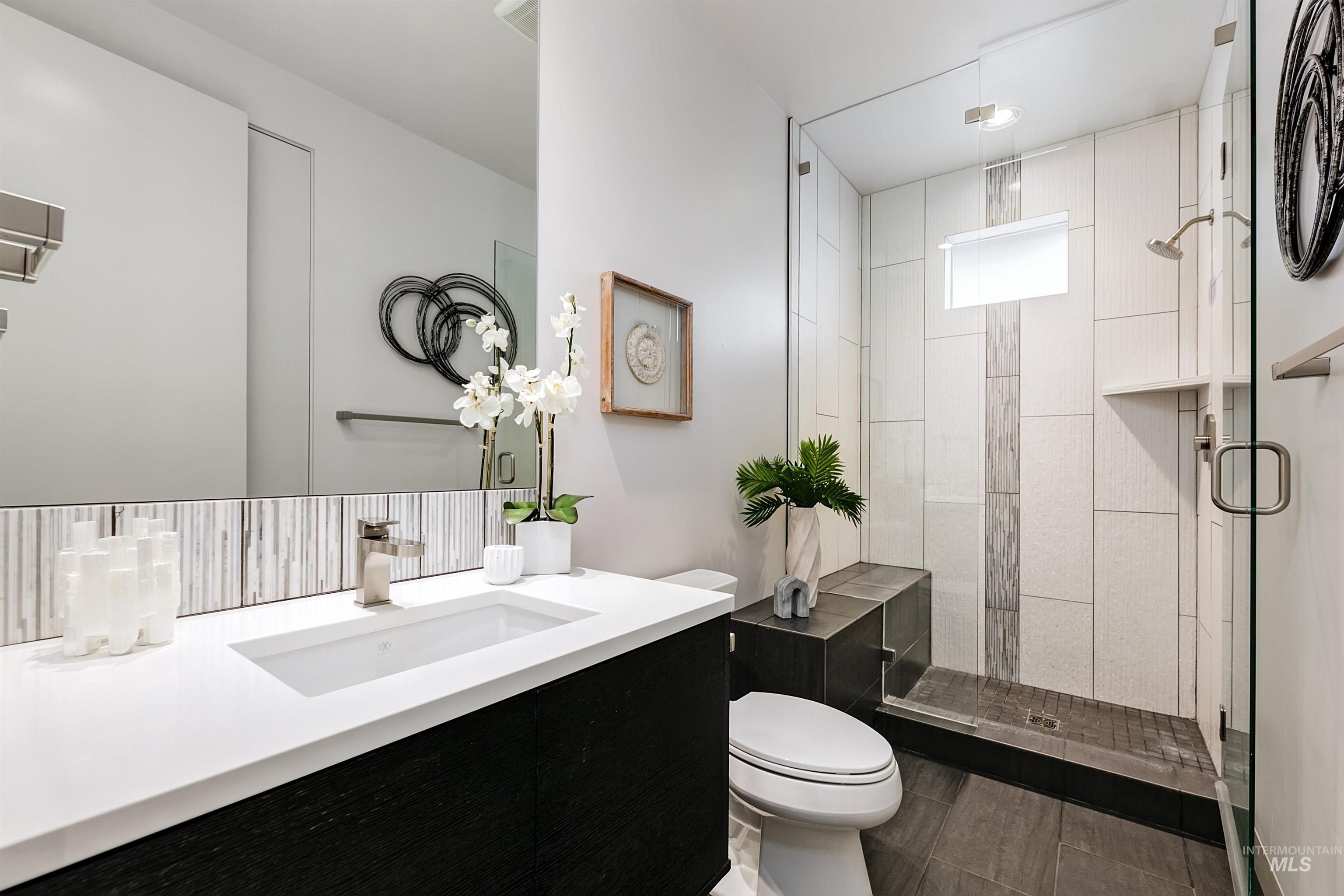 375 W Water Vista Drive, Eagle, Idaho 83616, 5 Bedrooms, 6 Bathrooms, Residential For Sale, Price $1,995,000,MLS 98971869