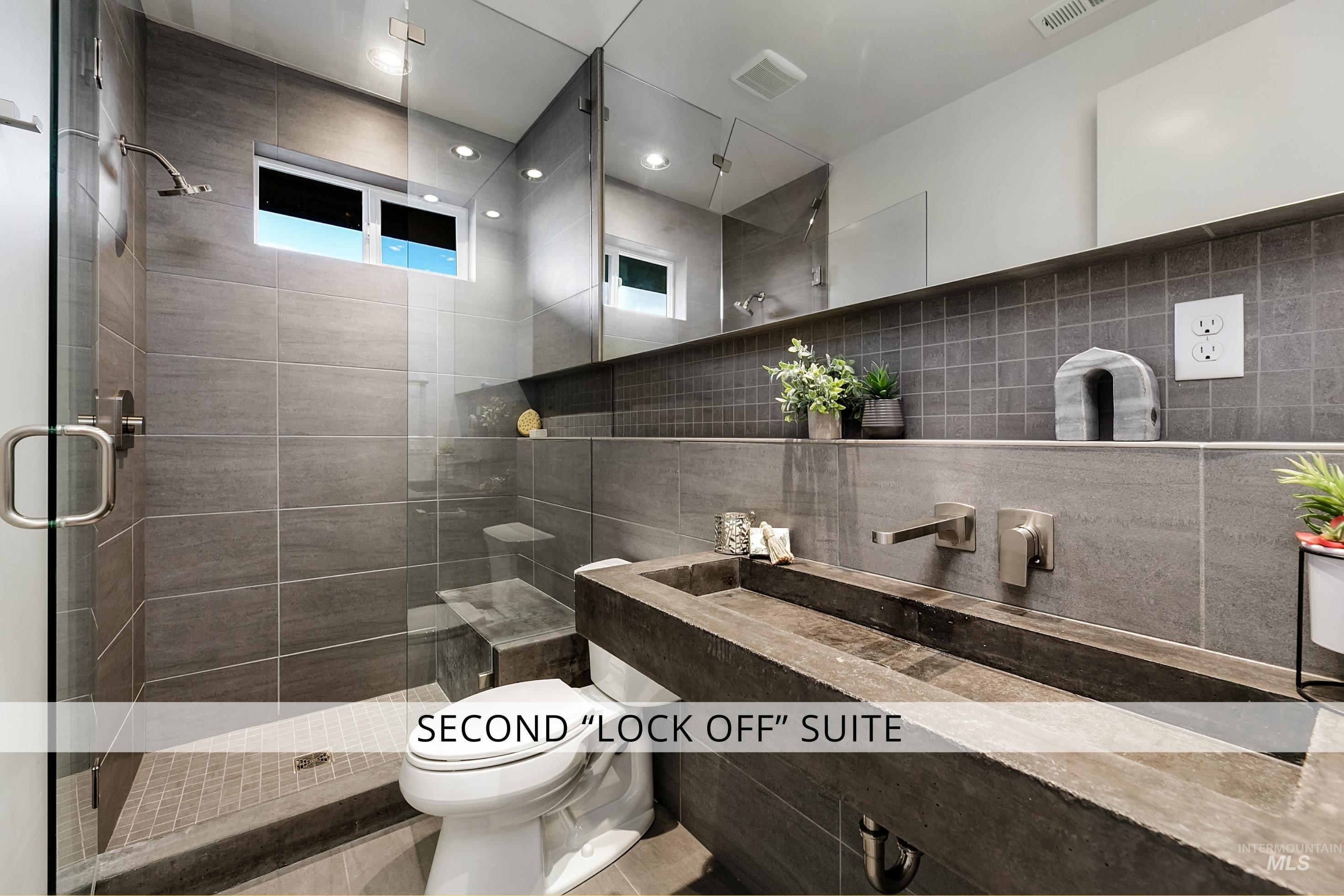 375 W Water Vista Drive, Eagle, Idaho 83616, 5 Bedrooms, 6 Bathrooms, Residential For Sale, Price $1,995,000,MLS 98971869