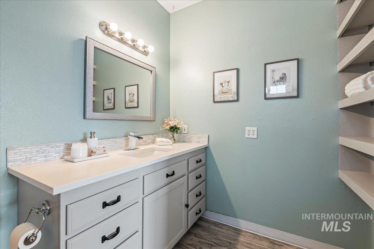 7451 Bay Meadows Drive, Nampa, Idaho 83687, 4 Bedrooms, 2.5 Bathrooms, Residential For Sale, Price $474,900,MLS 98971872