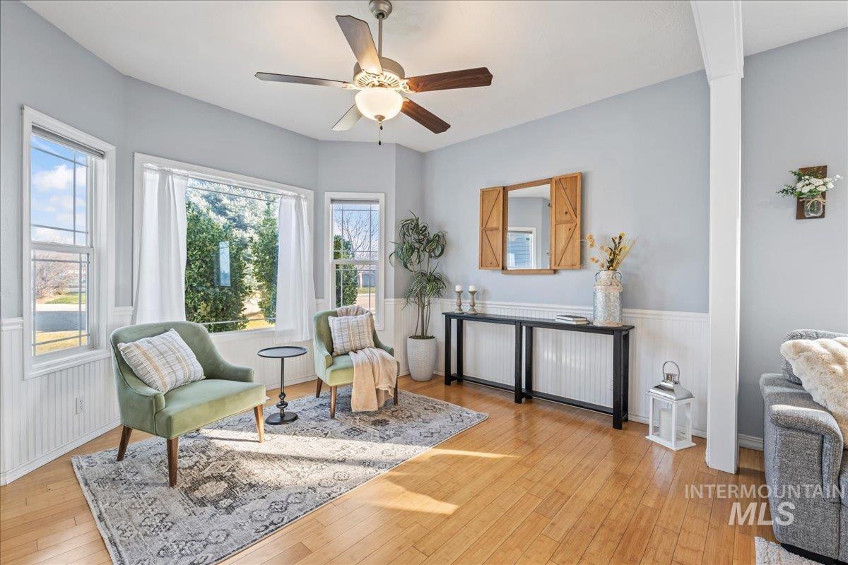 7451 Bay Meadows Drive, Nampa, Idaho 83687, 4 Bedrooms, 2.5 Bathrooms, Residential For Sale, Price $474,900,MLS 98971872