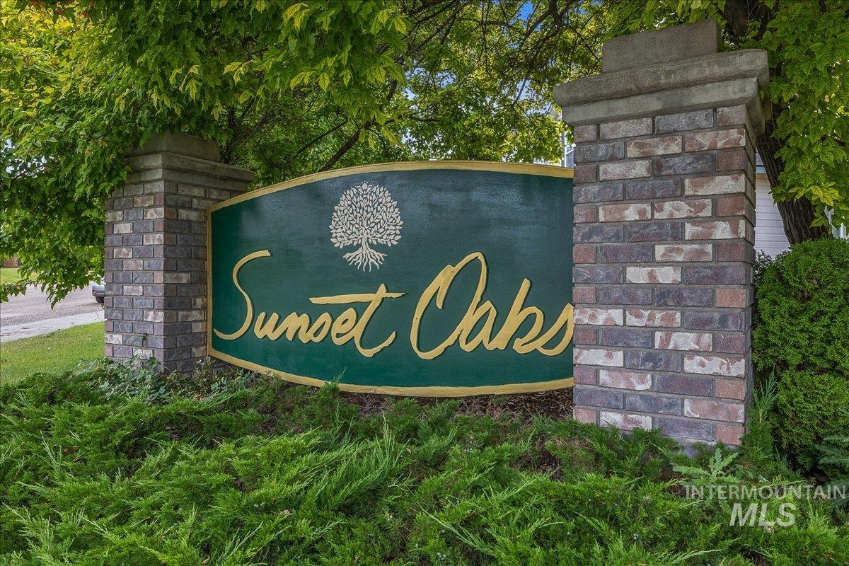 7451 Bay Meadows Drive, Nampa, Idaho 83687, 4 Bedrooms, 2.5 Bathrooms, Residential For Sale, Price $474,900,MLS 98971872