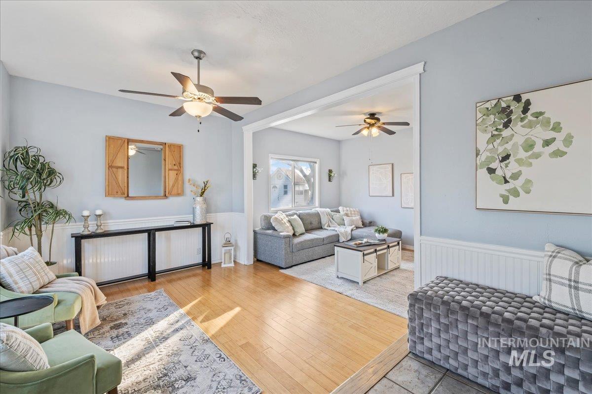 7451 Bay Meadows Drive, Nampa, Idaho 83687, 4 Bedrooms, 2.5 Bathrooms, Residential For Sale, Price $474,900,MLS 98971872