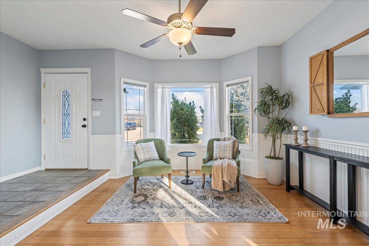 7451 Bay Meadows Drive, Nampa, Idaho 83687, 4 Bedrooms, 2.5 Bathrooms, Residential For Sale, Price $474,900,MLS 98971872