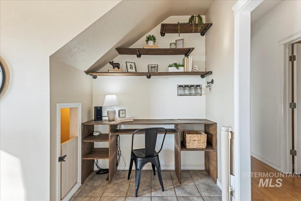 7451 Bay Meadows Drive, Nampa, Idaho 83687, 4 Bedrooms, 2.5 Bathrooms, Residential For Sale, Price $474,900,MLS 98971872