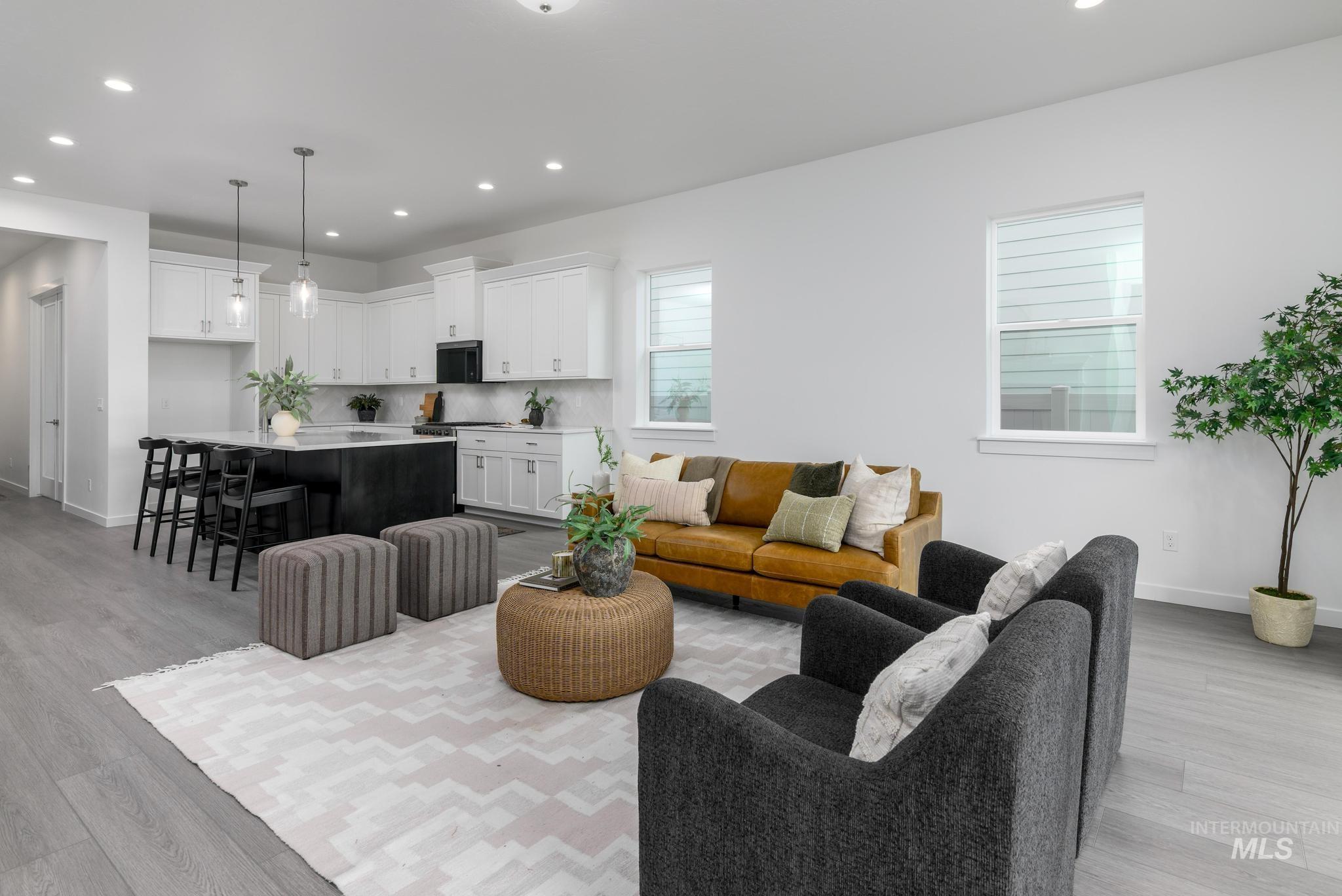 8554 W Fanning St, Star, Idaho 83669, 2 Bedrooms, 2 Bathrooms, Residential For Sale, Price $529,000,MLS 98971873