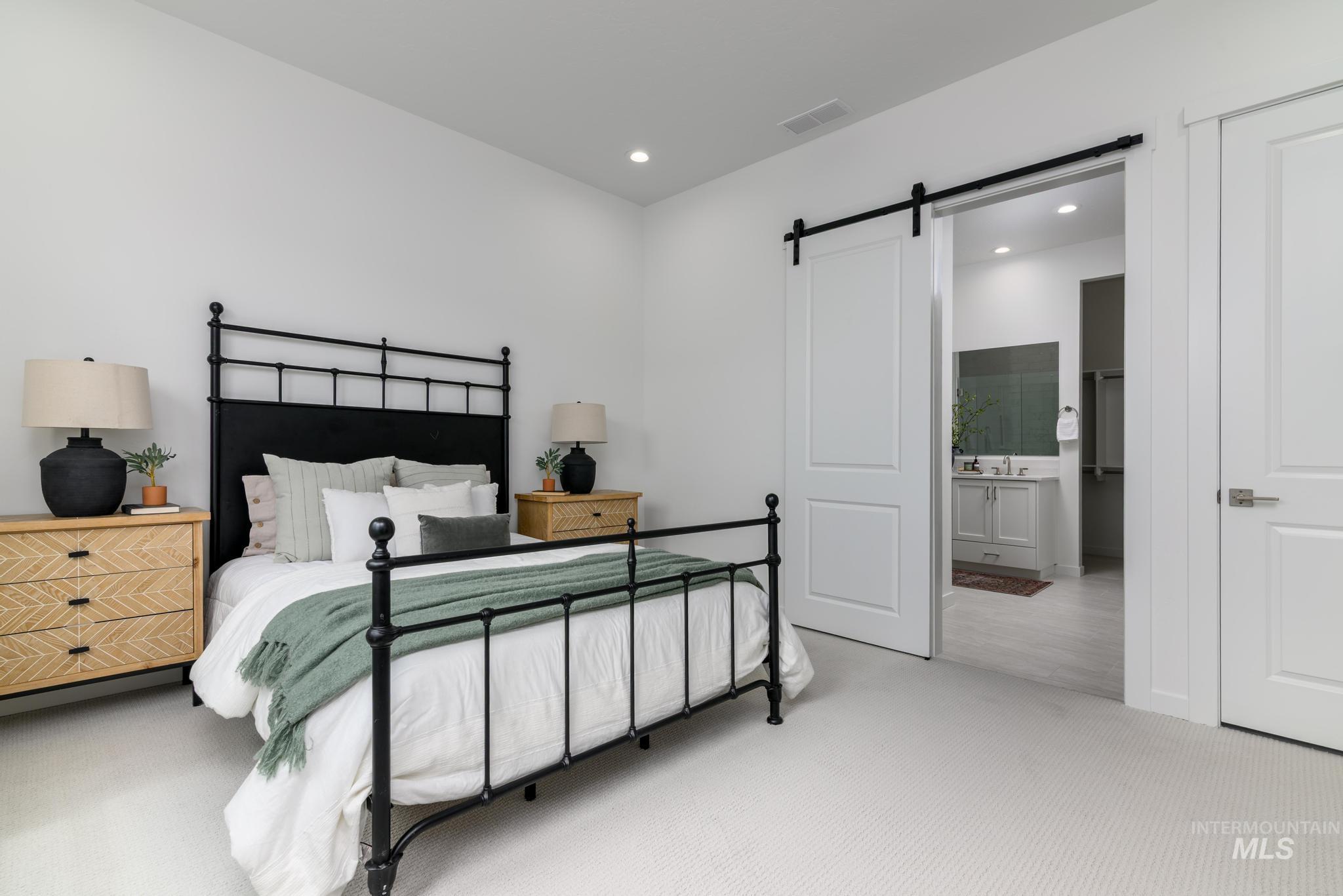 8554 W Fanning St, Star, Idaho 83669, 2 Bedrooms, 2 Bathrooms, Residential For Sale, Price $529,000,MLS 98971873