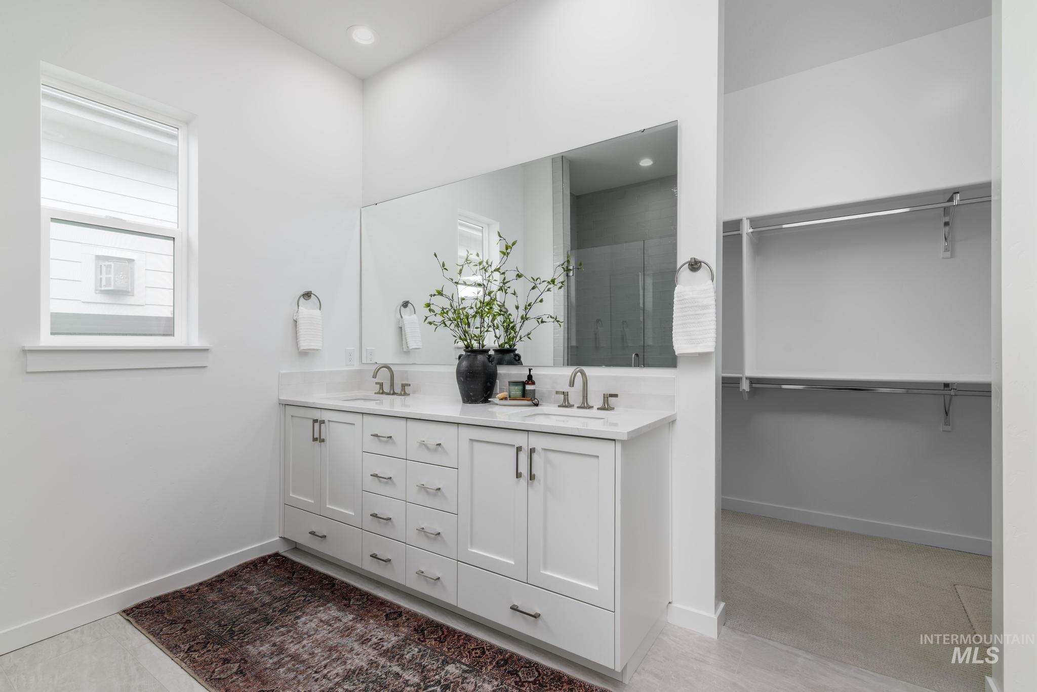 8554 W Fanning St, Star, Idaho 83669, 2 Bedrooms, 2 Bathrooms, Residential For Sale, Price $529,000,MLS 98971873