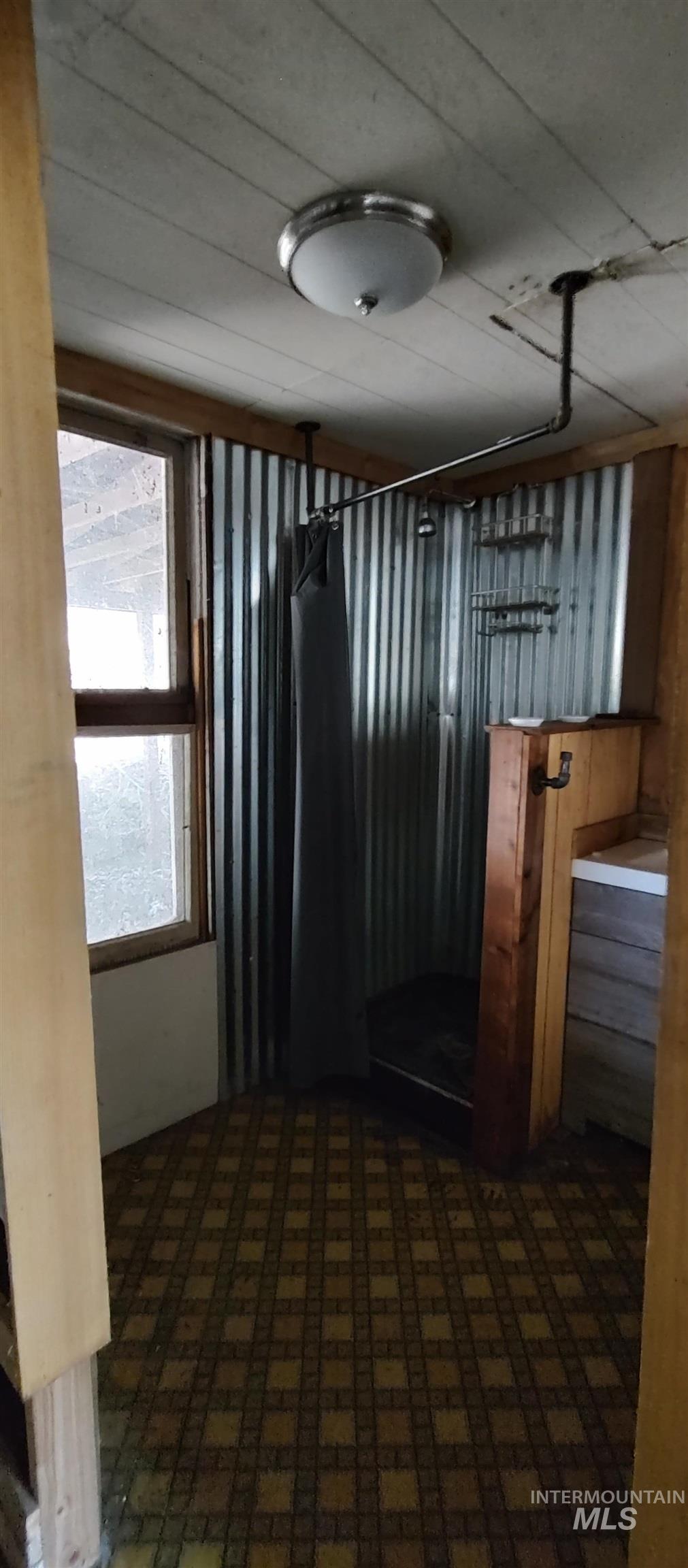 31803 Cherry Ranch Lane, Lenore, Idaho 83541-6028, 1 Bedroom, 1 Bathroom, Residential For Sale, Price $249,700,MLS 98971874