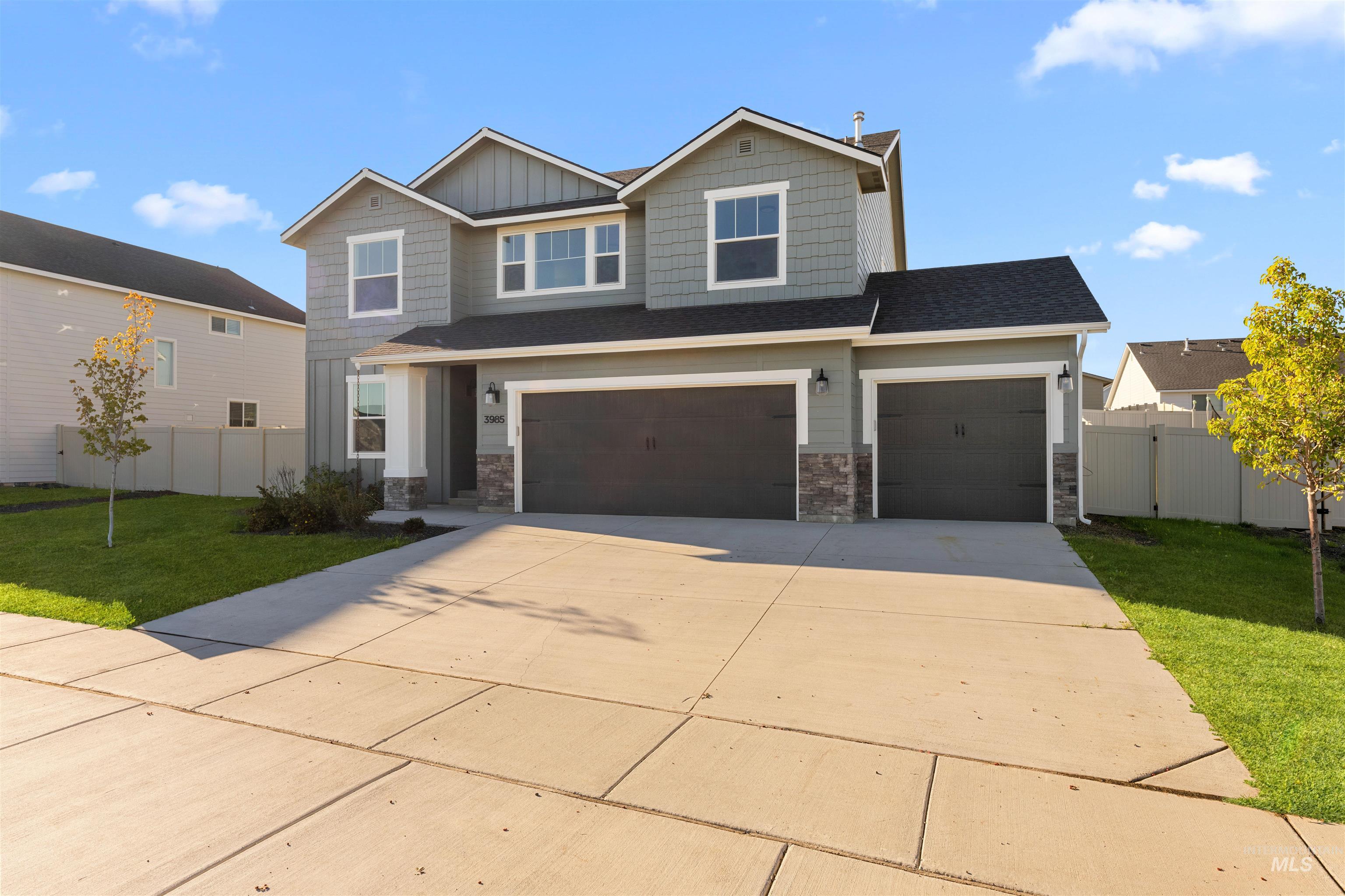 3985 E Jamestown Dr, Nampa, Idaho 83686, 4 Bedrooms, 2.5 Bathrooms, Residential For Sale, Price $508,000,MLS 98971875