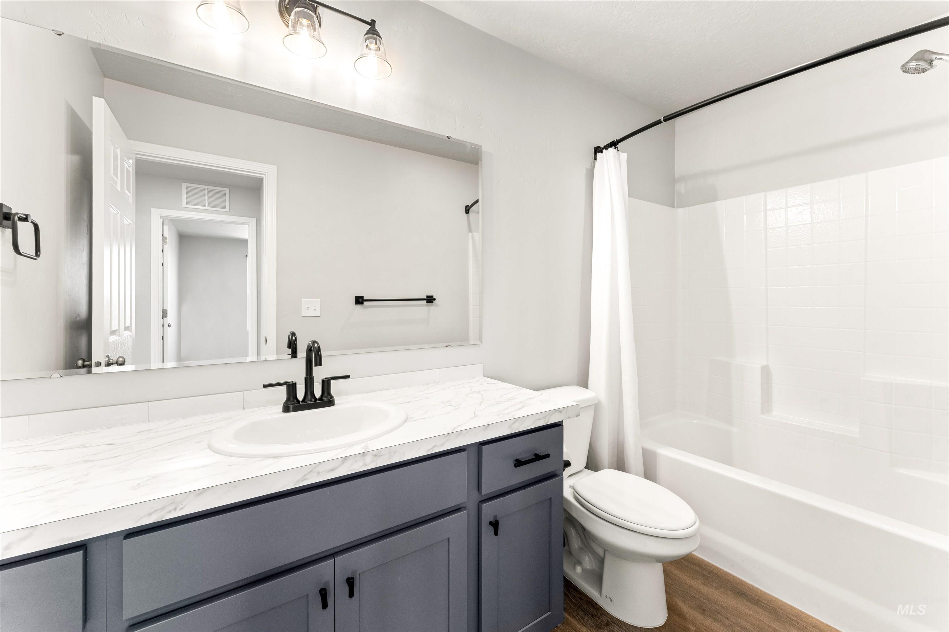 3985 E Jamestown Dr, Nampa, Idaho 83686, 4 Bedrooms, 2.5 Bathrooms, Residential For Sale, Price $508,000,MLS 98971875