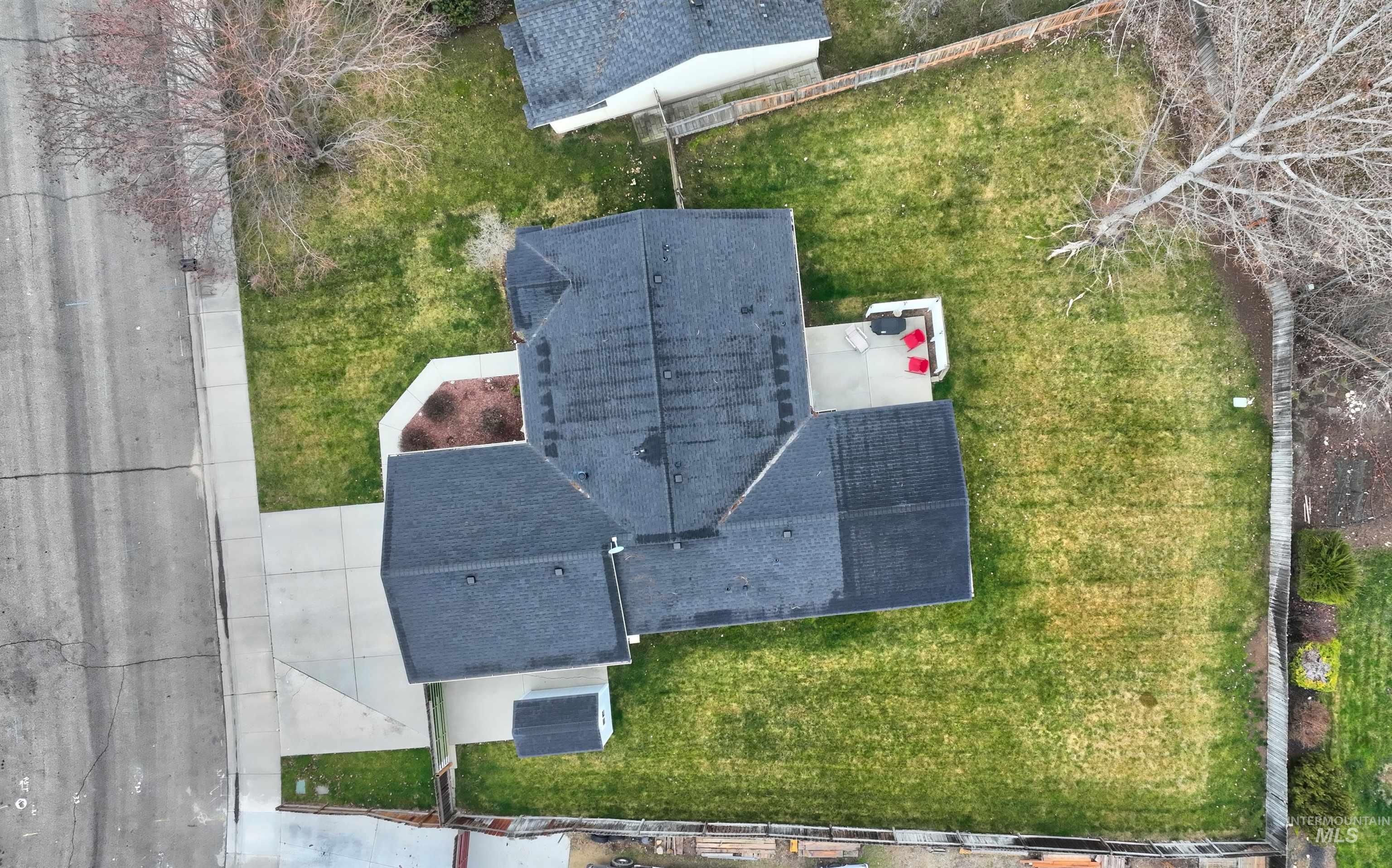 2617 N Leann Way, Meridian, Idaho 83646, 3 Bedrooms, 2 Bathrooms, Residential For Sale, Price $415,000,MLS 98971877