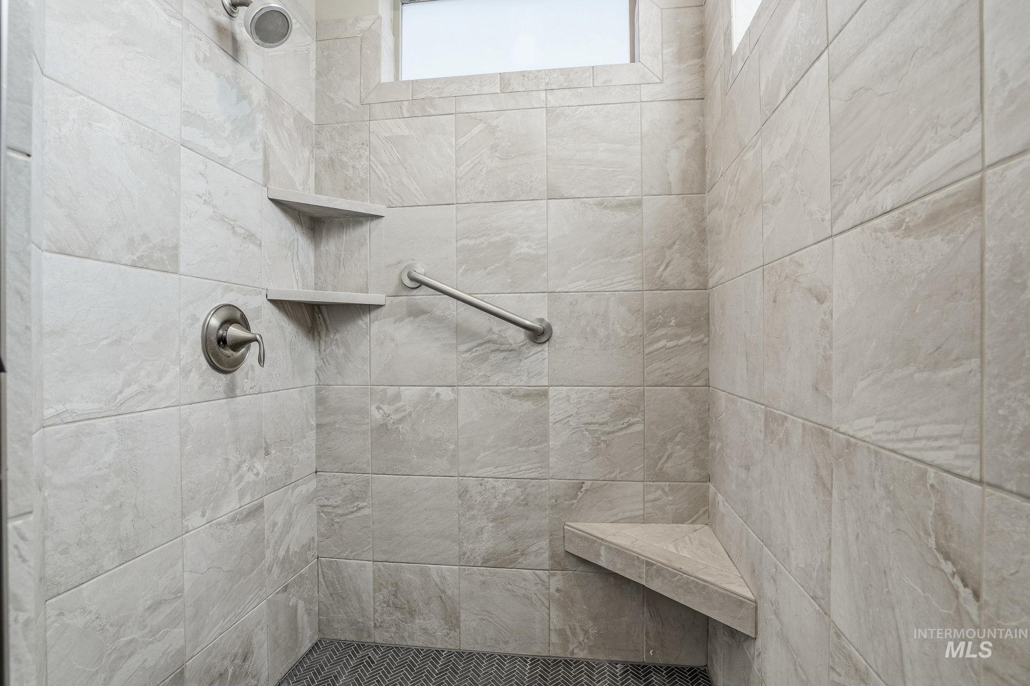 852 N River Path Lane, Boise, Idaho 83703, 4 Bedrooms, 2.5 Bathrooms, Residential For Sale, Price $669,900,MLS 98971878