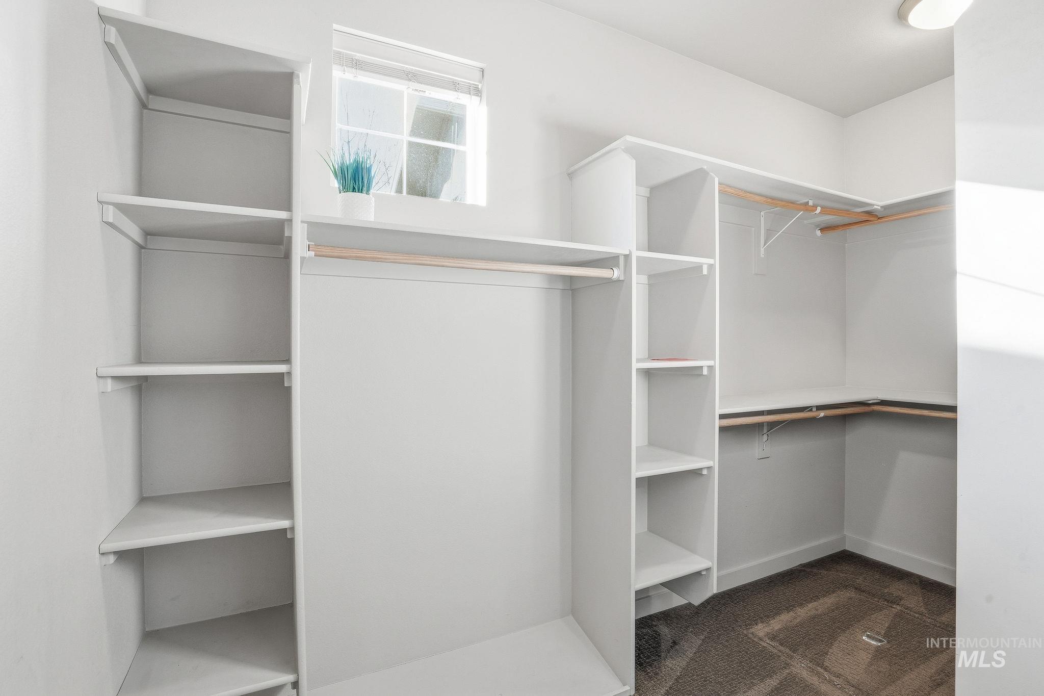 852 N River Path Lane, Boise, Idaho 83703, 4 Bedrooms, 2.5 Bathrooms, Residential For Sale, Price $669,900,MLS 98971878