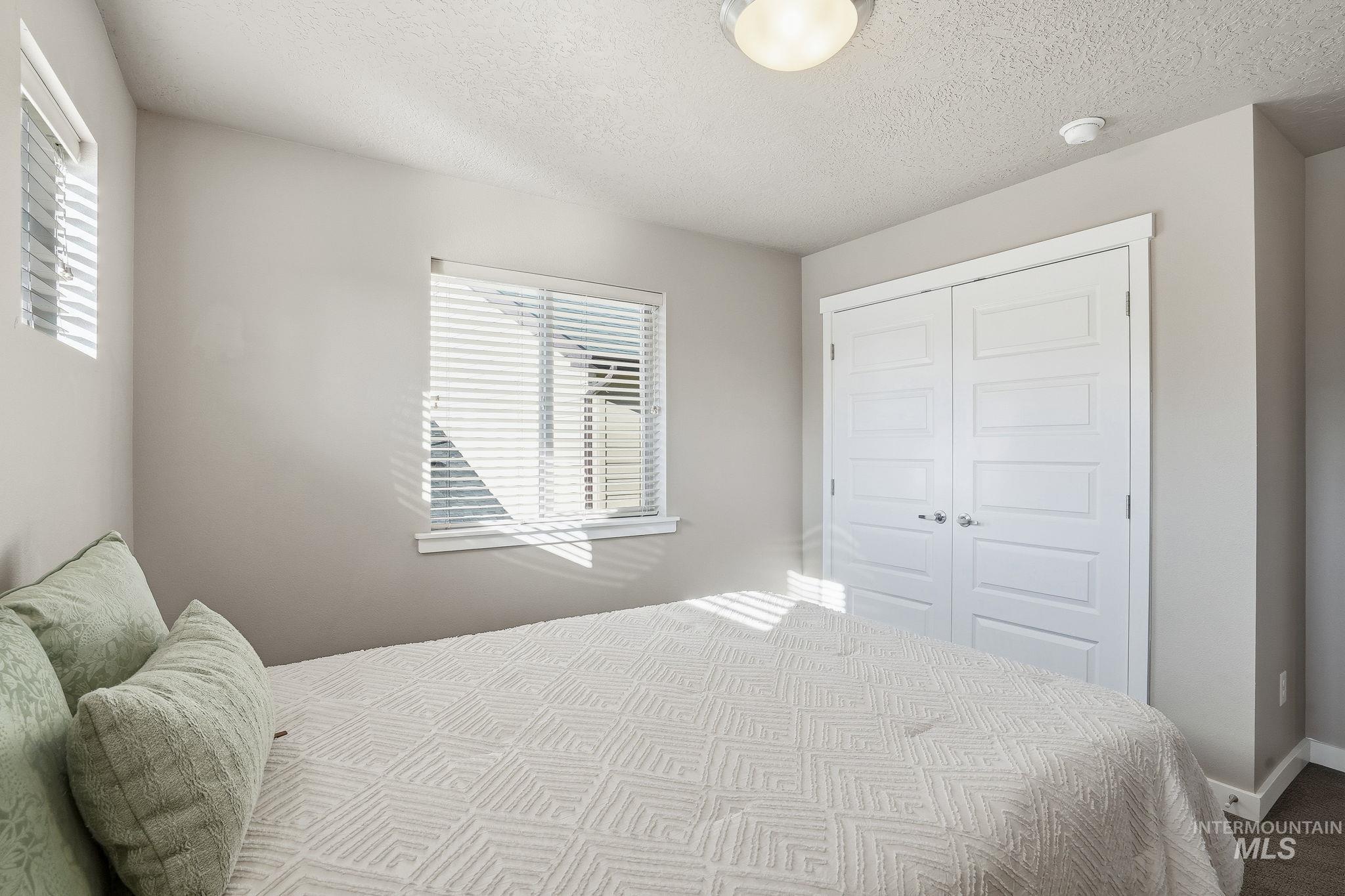 852 N River Path Lane, Boise, Idaho 83703, 4 Bedrooms, 2.5 Bathrooms, Residential For Sale, Price $669,900,MLS 98971878