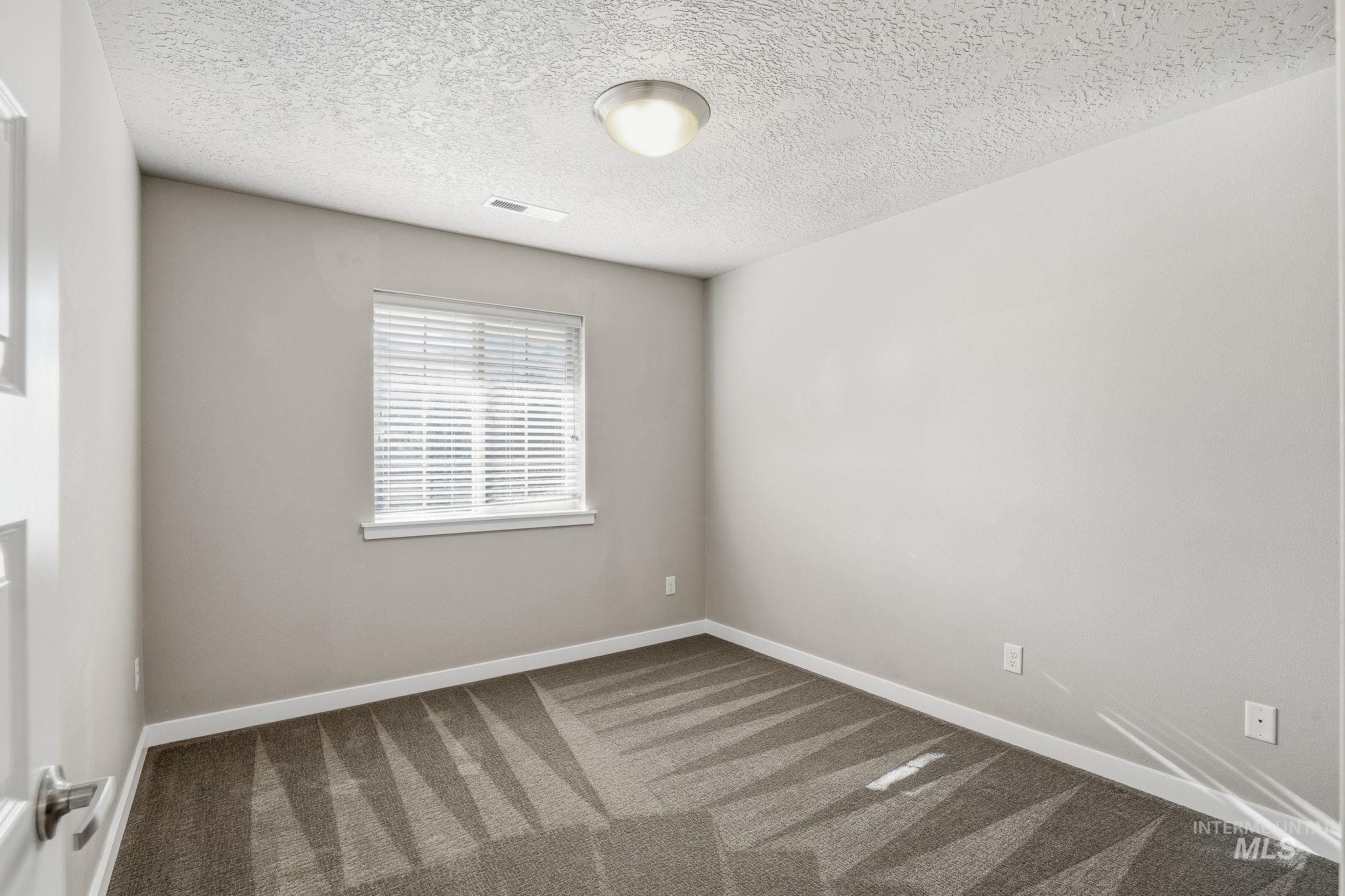 852 N River Path Lane, Boise, Idaho 83703, 4 Bedrooms, 2.5 Bathrooms, Residential For Sale, Price $669,900,MLS 98971878