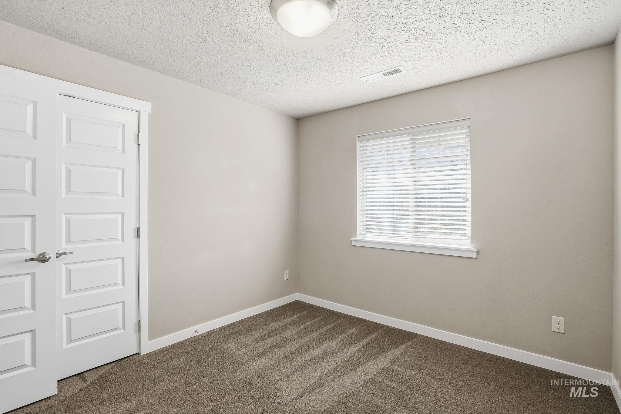 852 N River Path Lane, Boise, Idaho 83703, 4 Bedrooms, 2.5 Bathrooms, Residential For Sale, Price $669,900,MLS 98971878