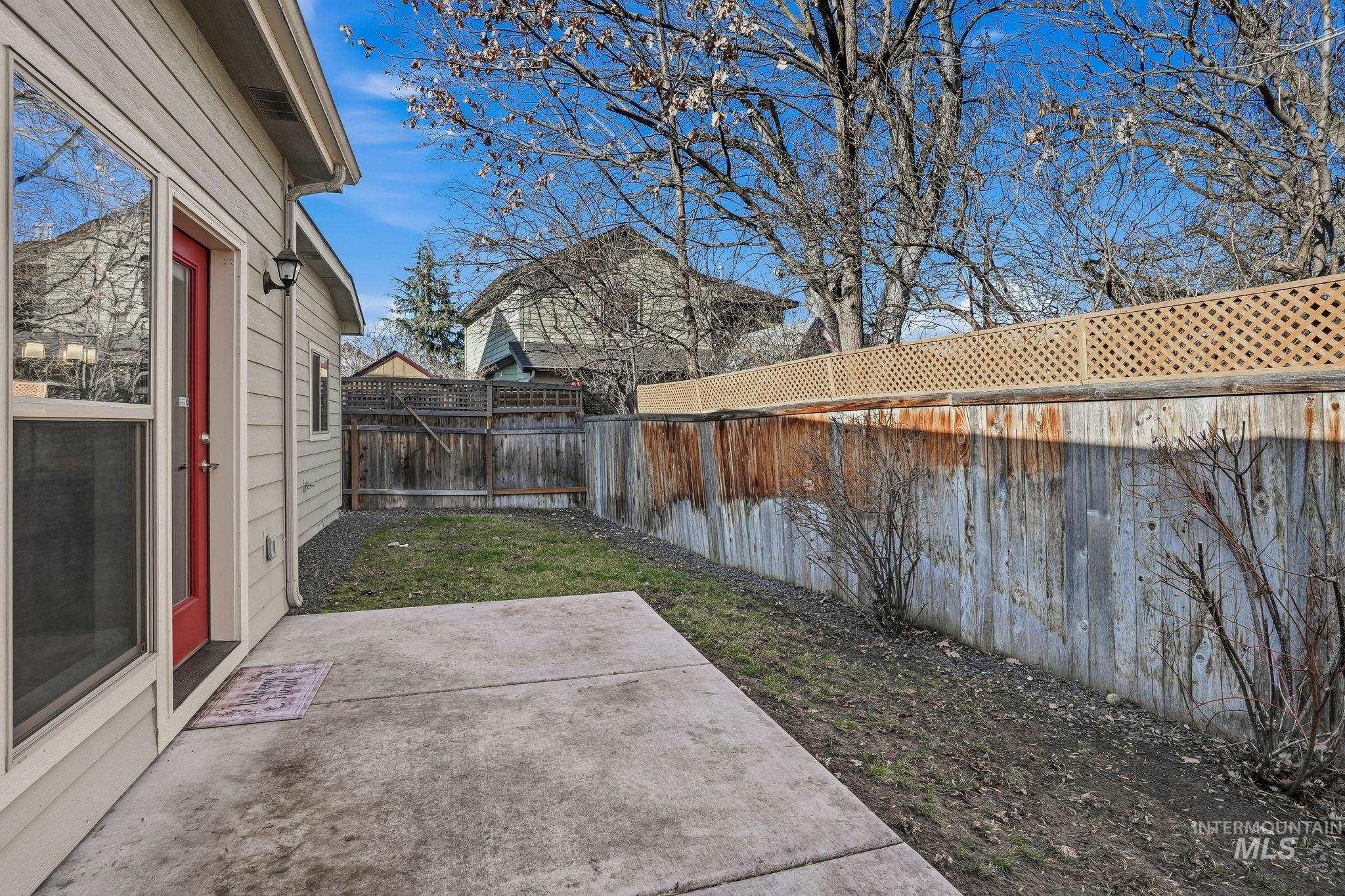 852 N River Path Lane, Boise, Idaho 83703, 4 Bedrooms, 2.5 Bathrooms, Residential For Sale, Price $669,900,MLS 98971878