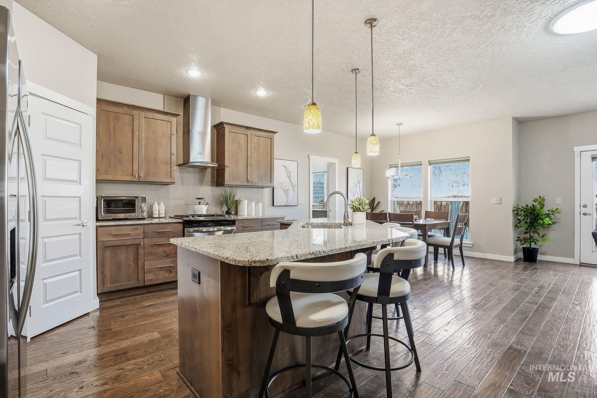 852 N River Path Lane, Boise, Idaho 83703, 4 Bedrooms, 2.5 Bathrooms, Residential For Sale, Price $669,900,MLS 98971878