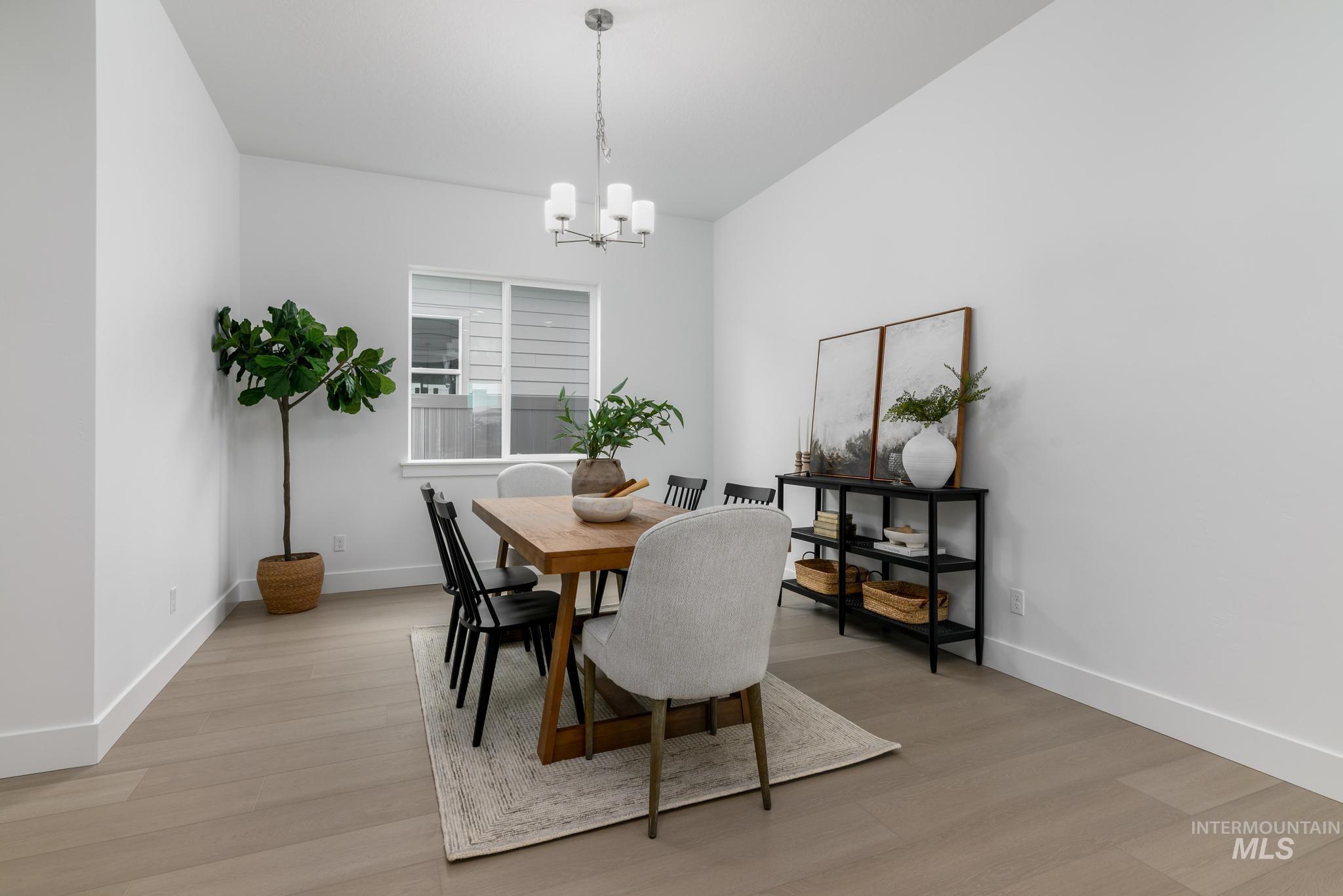 8555 W Fanning St, Star, Idaho 83669, 2 Bedrooms, 2 Bathrooms, Residential For Sale, Price $509,000,MLS 98971879