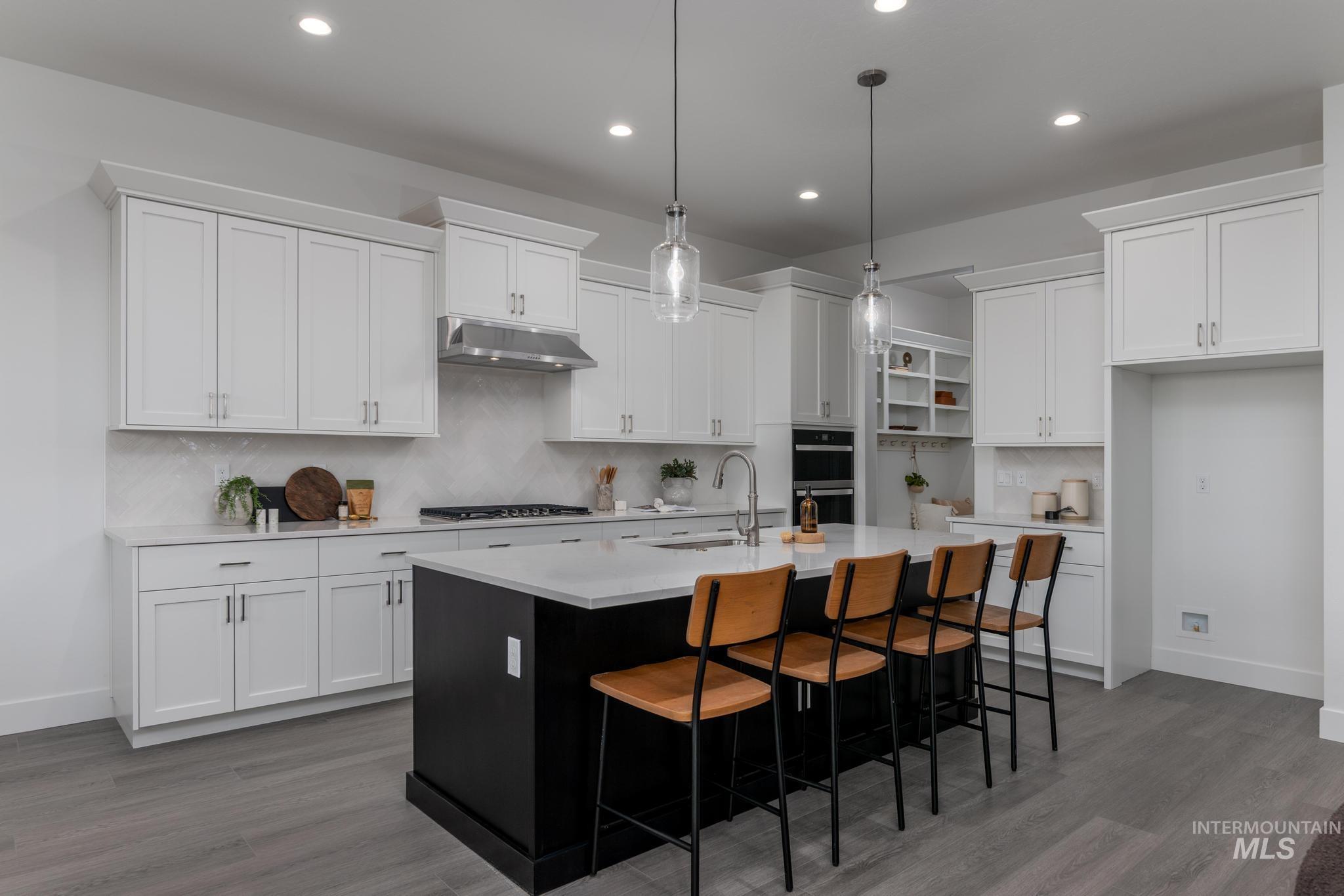 8520 W Fanning St, Star, Idaho 83669, 3 Bedrooms, 3 Bathrooms, Residential For Sale, Price $682,000,MLS 98971880