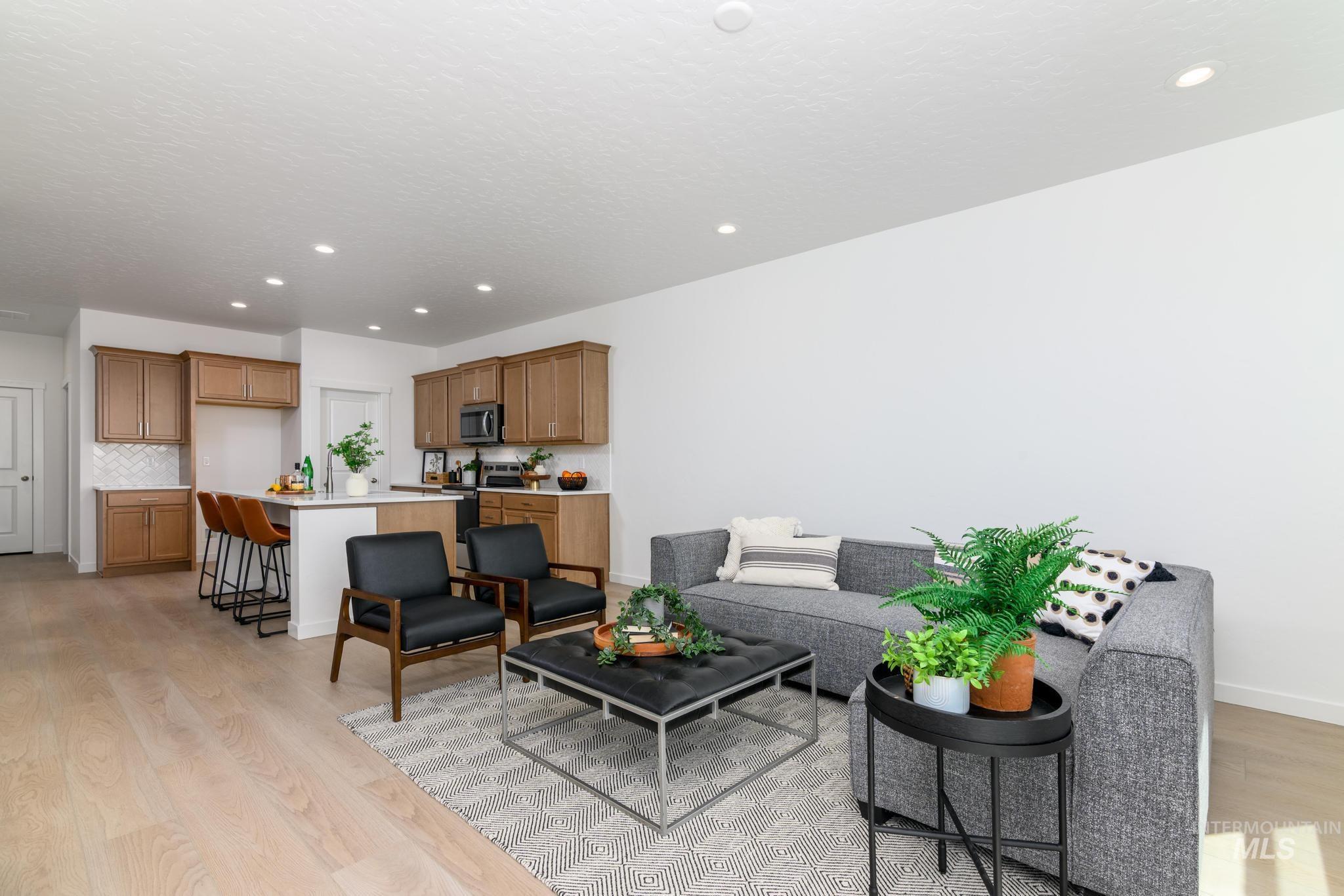 14742 Wing Spread Dr, Caldwell, Idaho 83607, 3 Bedrooms, 2 Bathrooms, Residential For Sale, Price $384,000,MLS 98971882