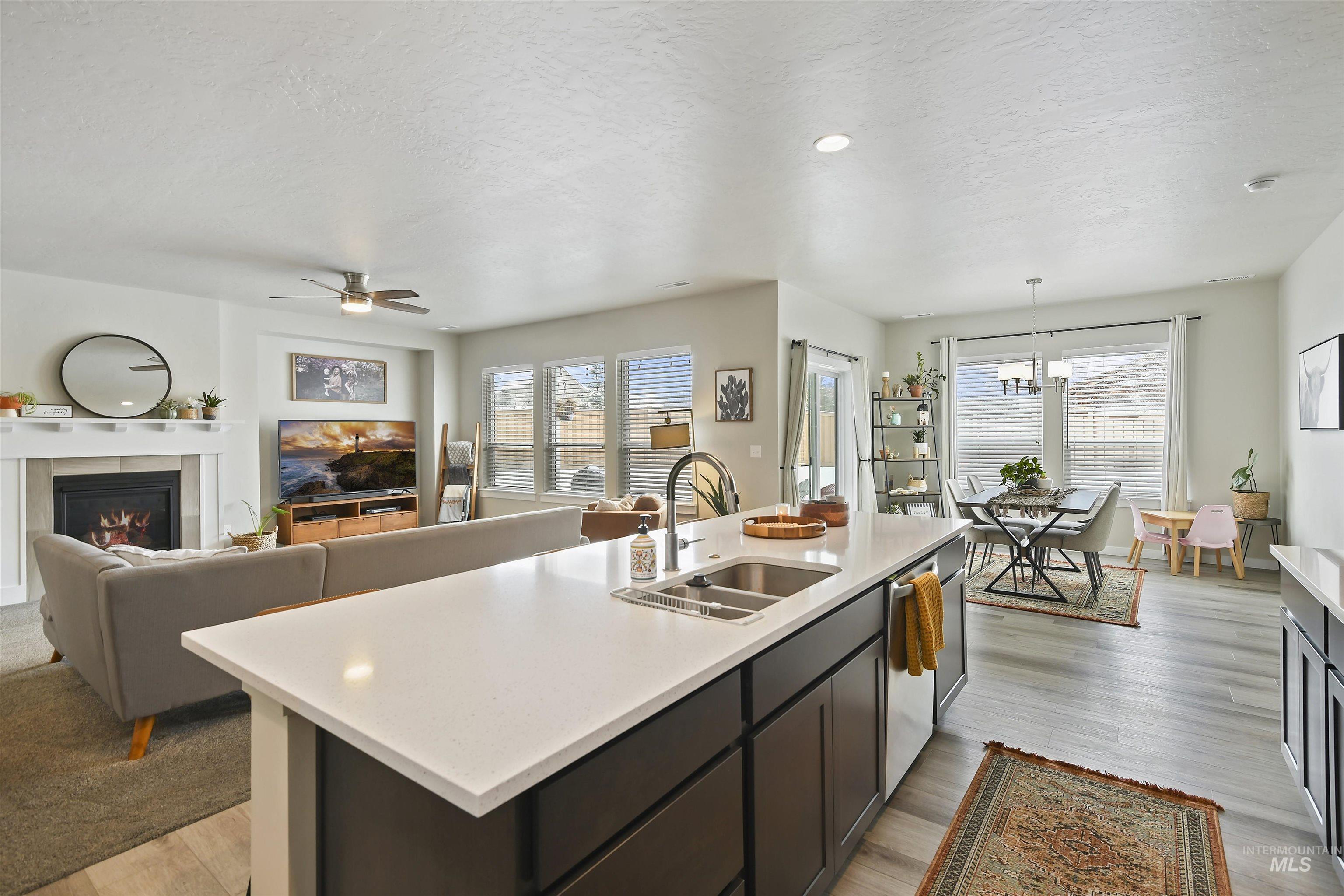 13472 Deodar St, Caldwell, Idaho 83607, 4 Bedrooms, 2 Bathrooms, Residential For Sale, Price $469,900,MLS 98971888