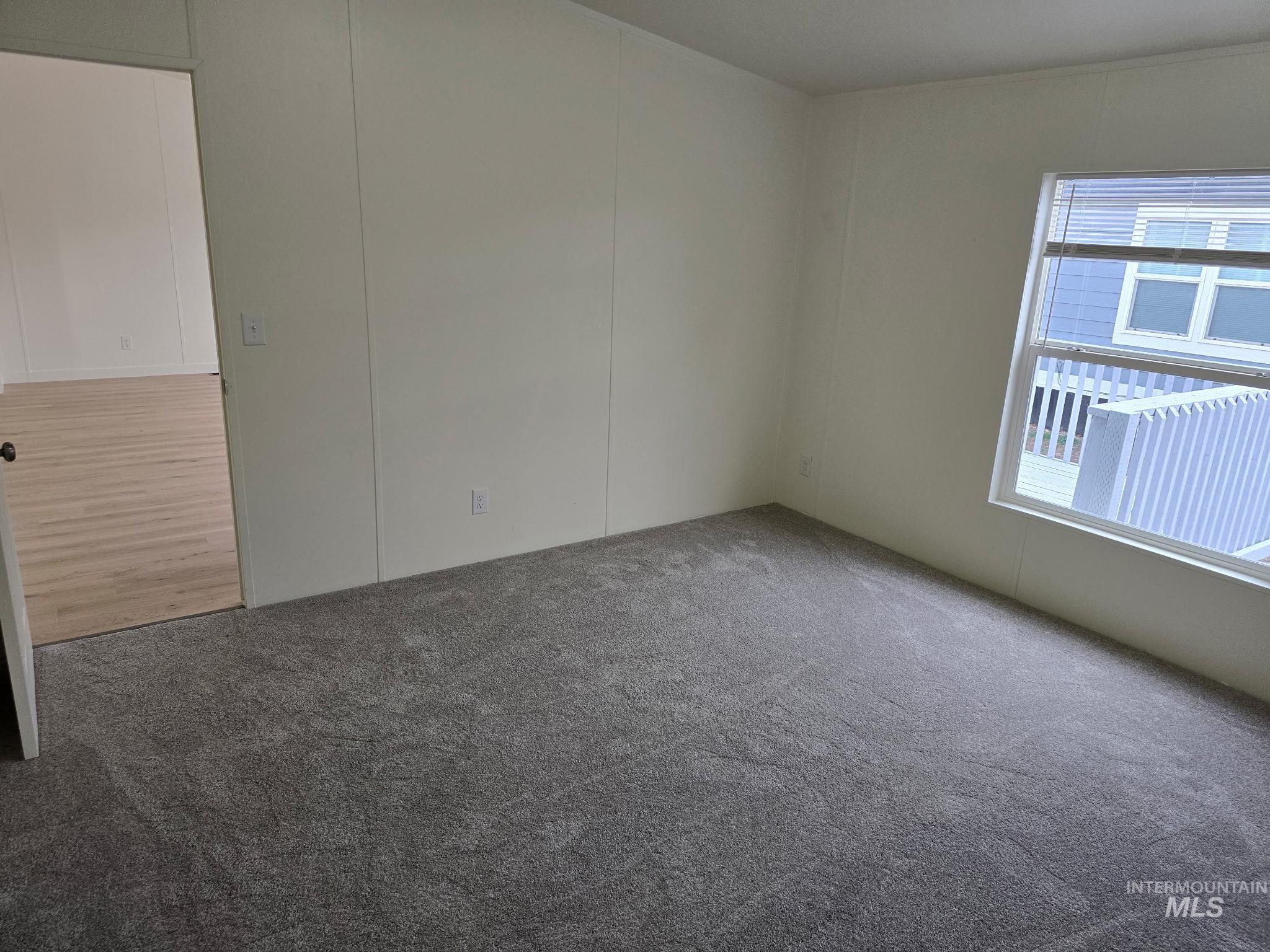 715 E Center St. #112, Kimberly, Idaho 83341, 3 Bedrooms, 2 Bathrooms, Residential For Sale, Price $120,000,MLS 98971893