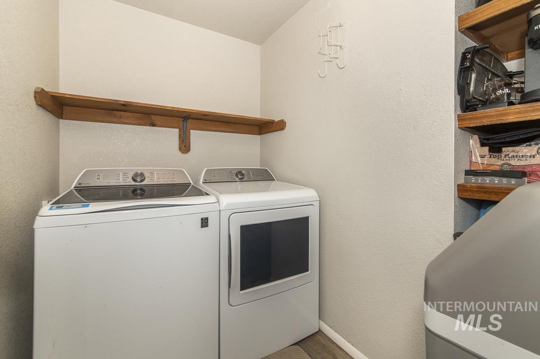 10253 W Granger Ave, Boise, Idaho 83704, 3 Bedrooms, 1 Bathroom, Residential For Sale, Price $385,000,MLS 98971895