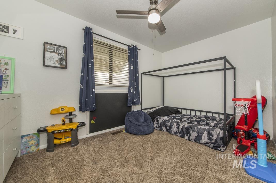 10253 W Granger Ave, Boise, Idaho 83704, 3 Bedrooms, 1 Bathroom, Residential For Sale, Price $385,000,MLS 98971895