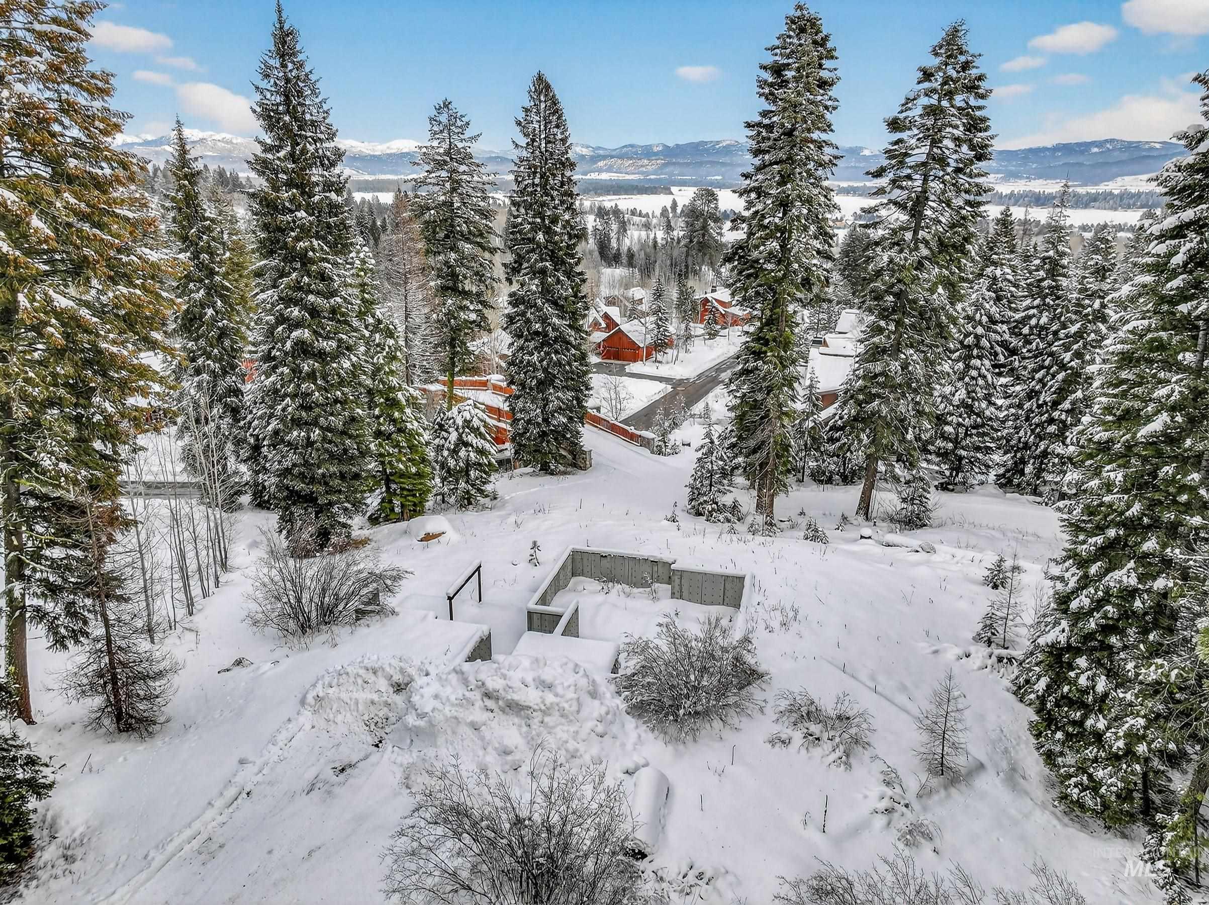 53 Pinnacle Court, Donnelly, Idaho 83615, Land For Sale, Price $599,000, 98971896