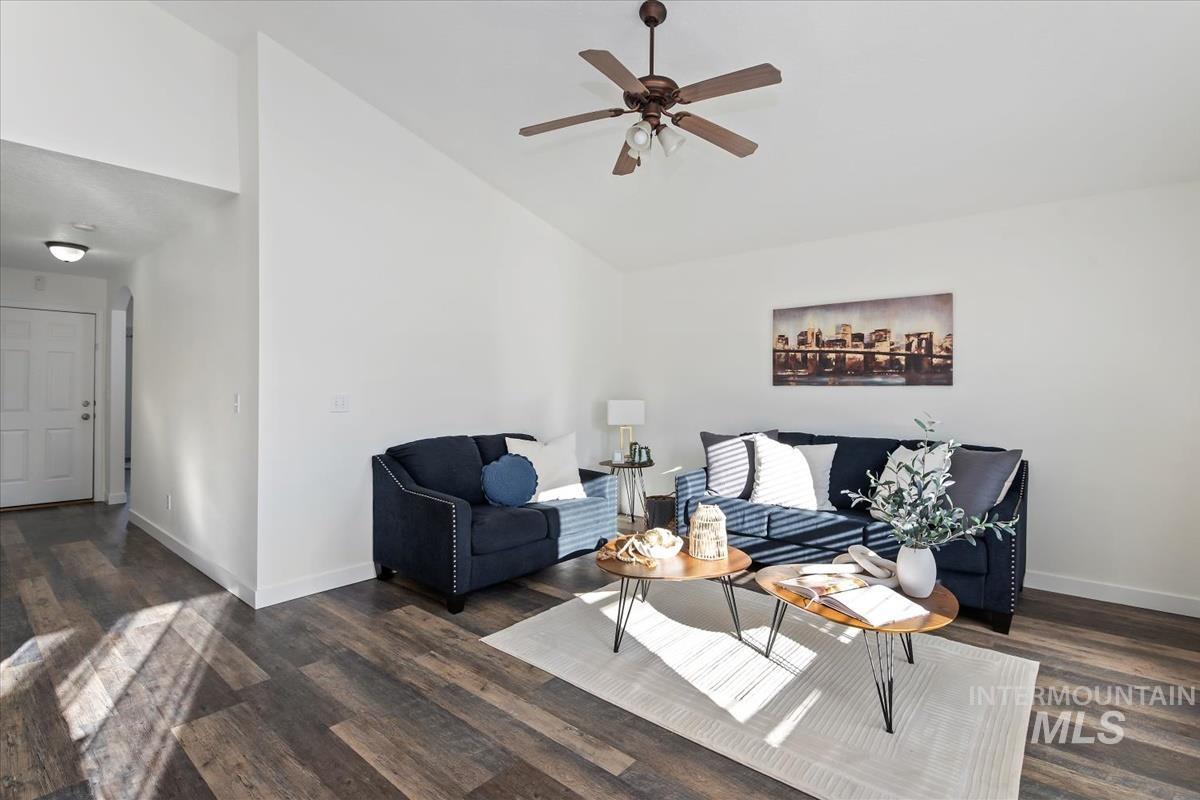 11523 W Silvercity Ct, Boise, Idaho 83713, 3 Bedrooms, 2 Bathrooms, Residential For Sale, Price $399,900,MLS 98971897